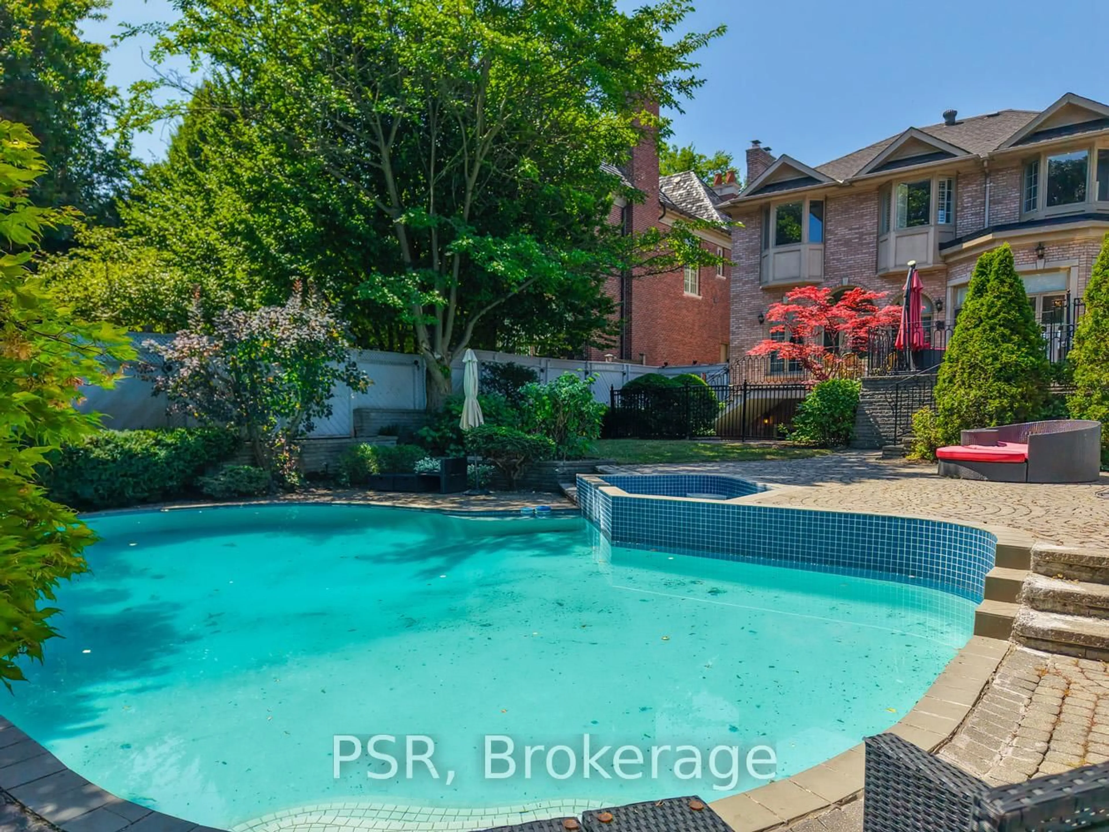 Pool for 149 Dunvegan Rd, Toronto Ontario M5P 2N8