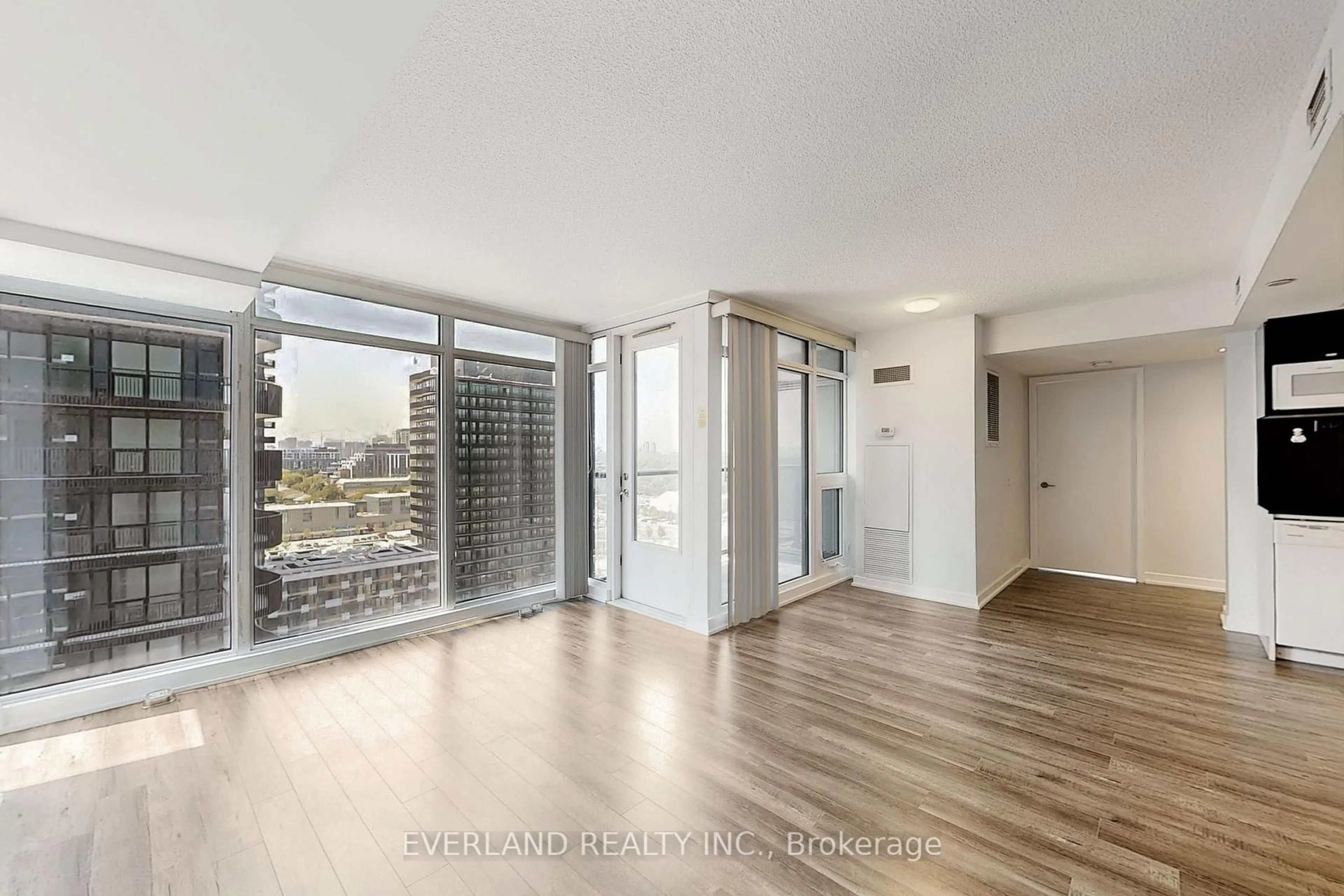 A pic of a room for 72 Esther Shiner Blvd #2007, Toronto Ontario M2K 2X9