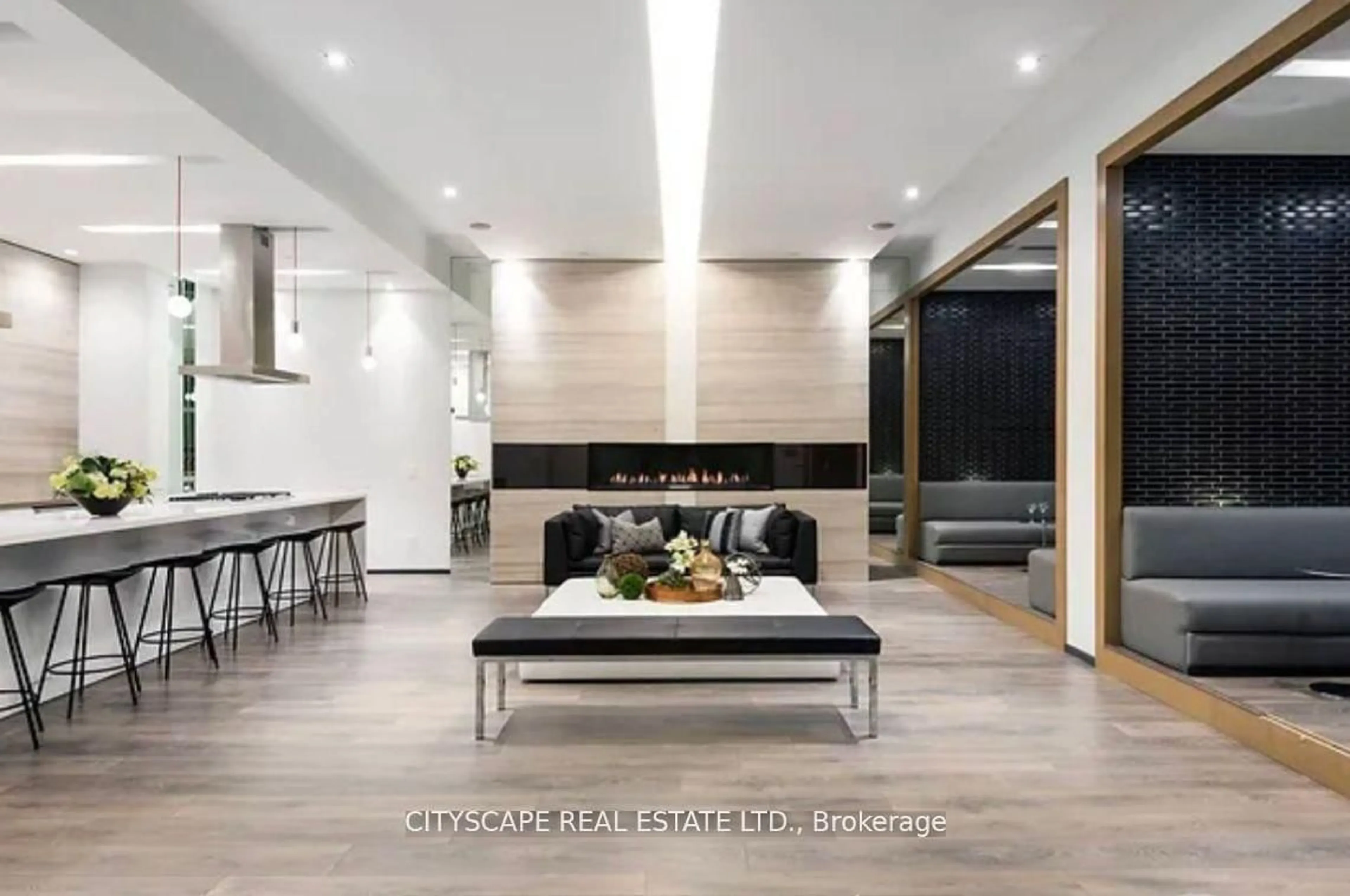 Unknown for 1030 King St #332, Toronto Ontario M6K 0B4
