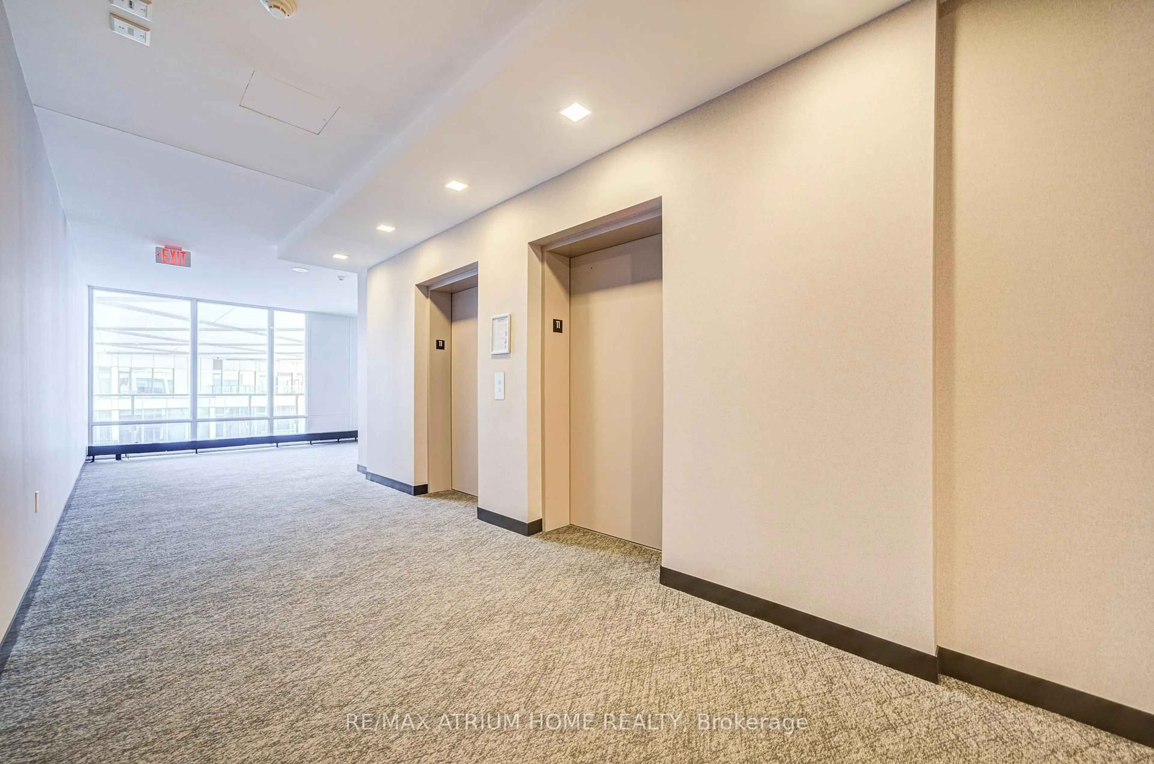 Indoor foyer for 29 Queens Quay #1104, Toronto Ontario M5E 0A4