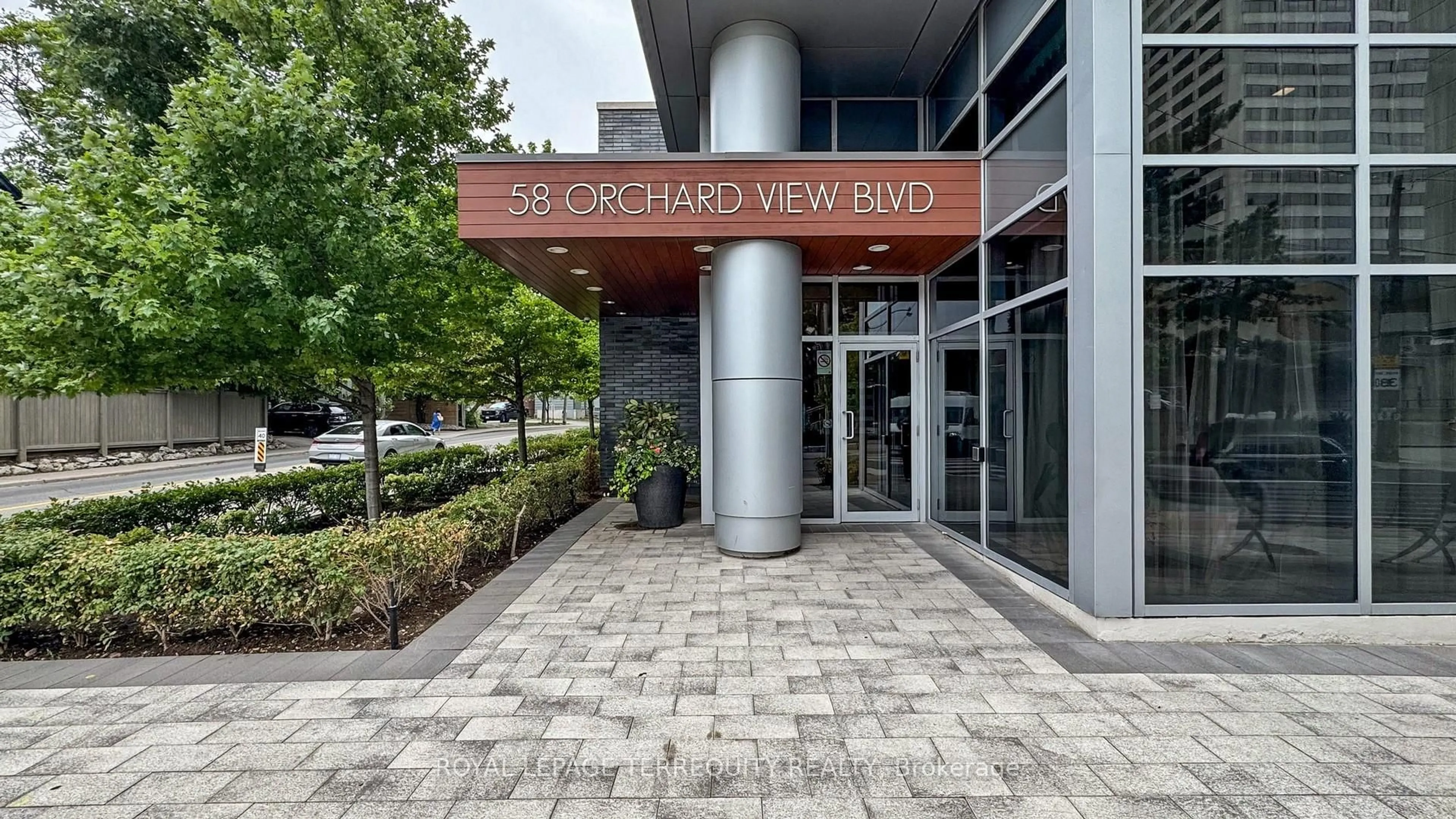 Unknown for 58 Orchard View Blvd #705, Toronto Ontario M4R 0A2