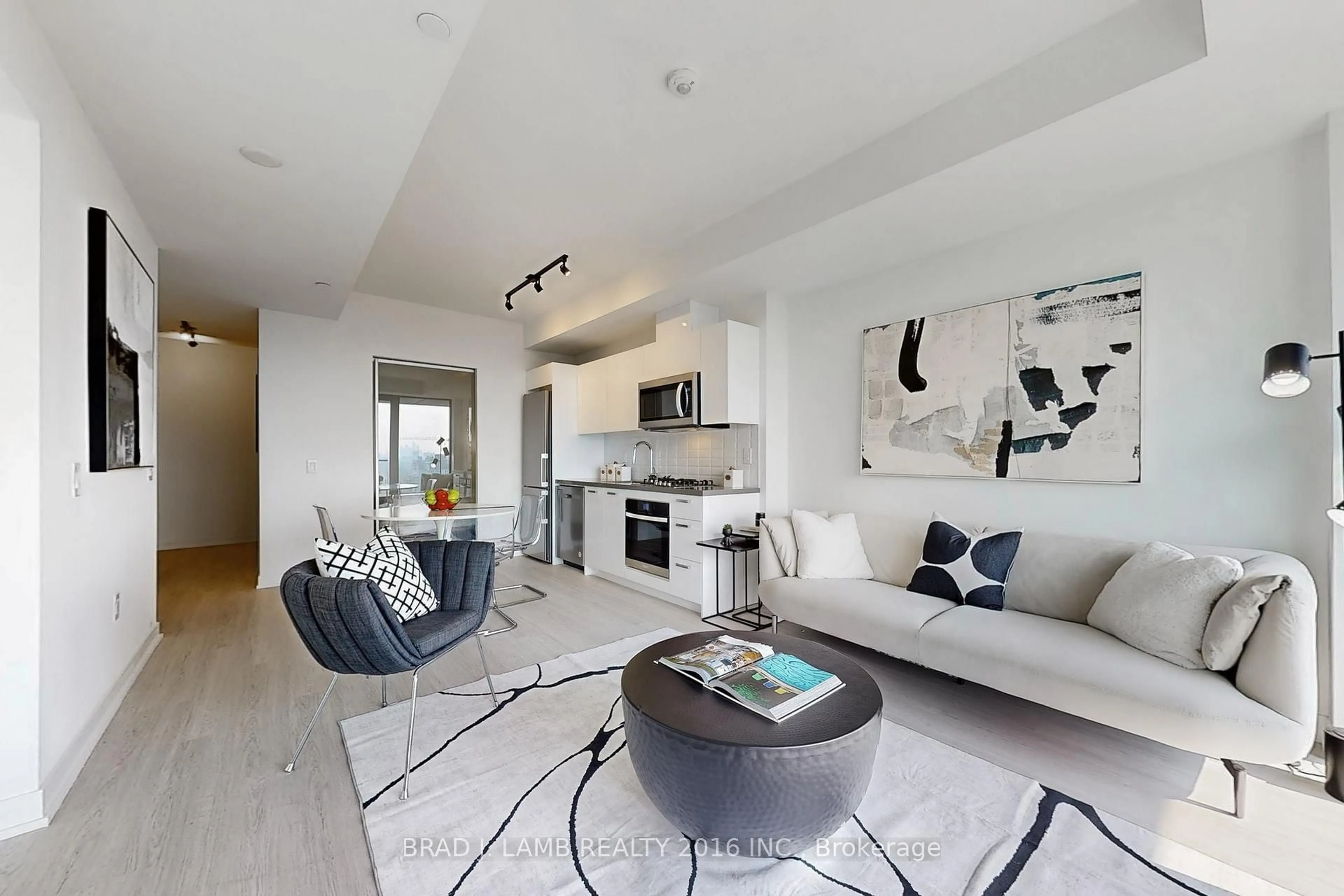Living room with furniture, unknown for 195 McCaul St #1501, Toronto Ontario M5T 0E5