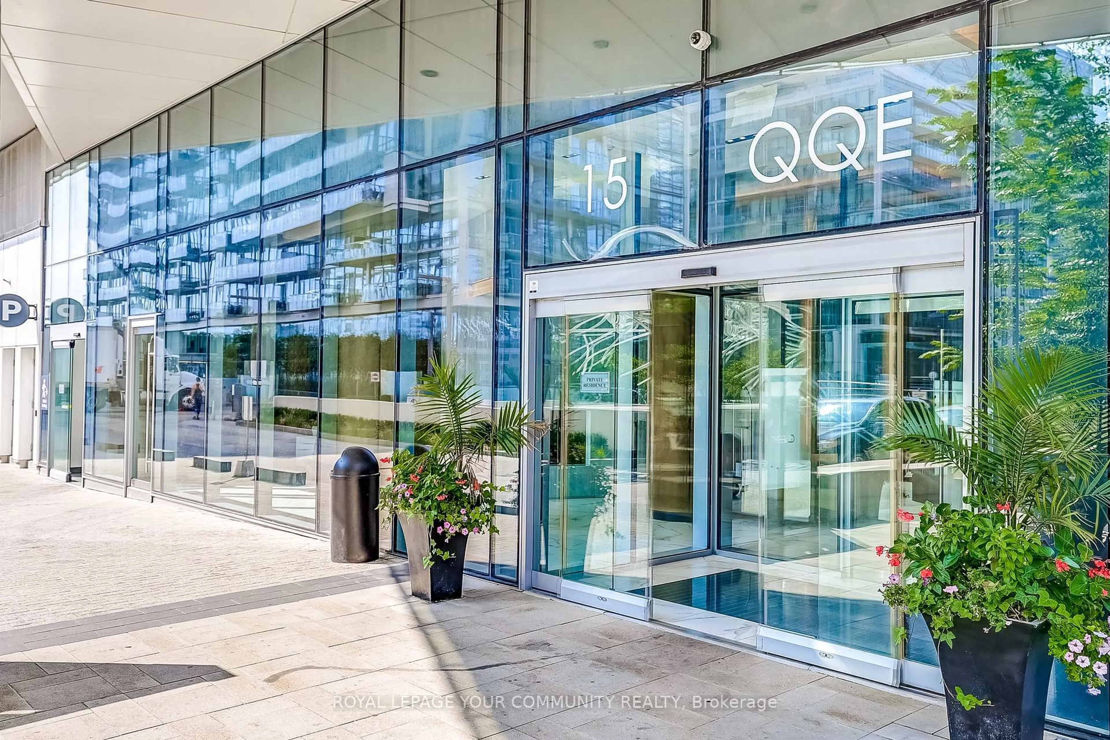 Lobby for 15 Queens Quay St #1808, Toronto Ontario M5E 0C5