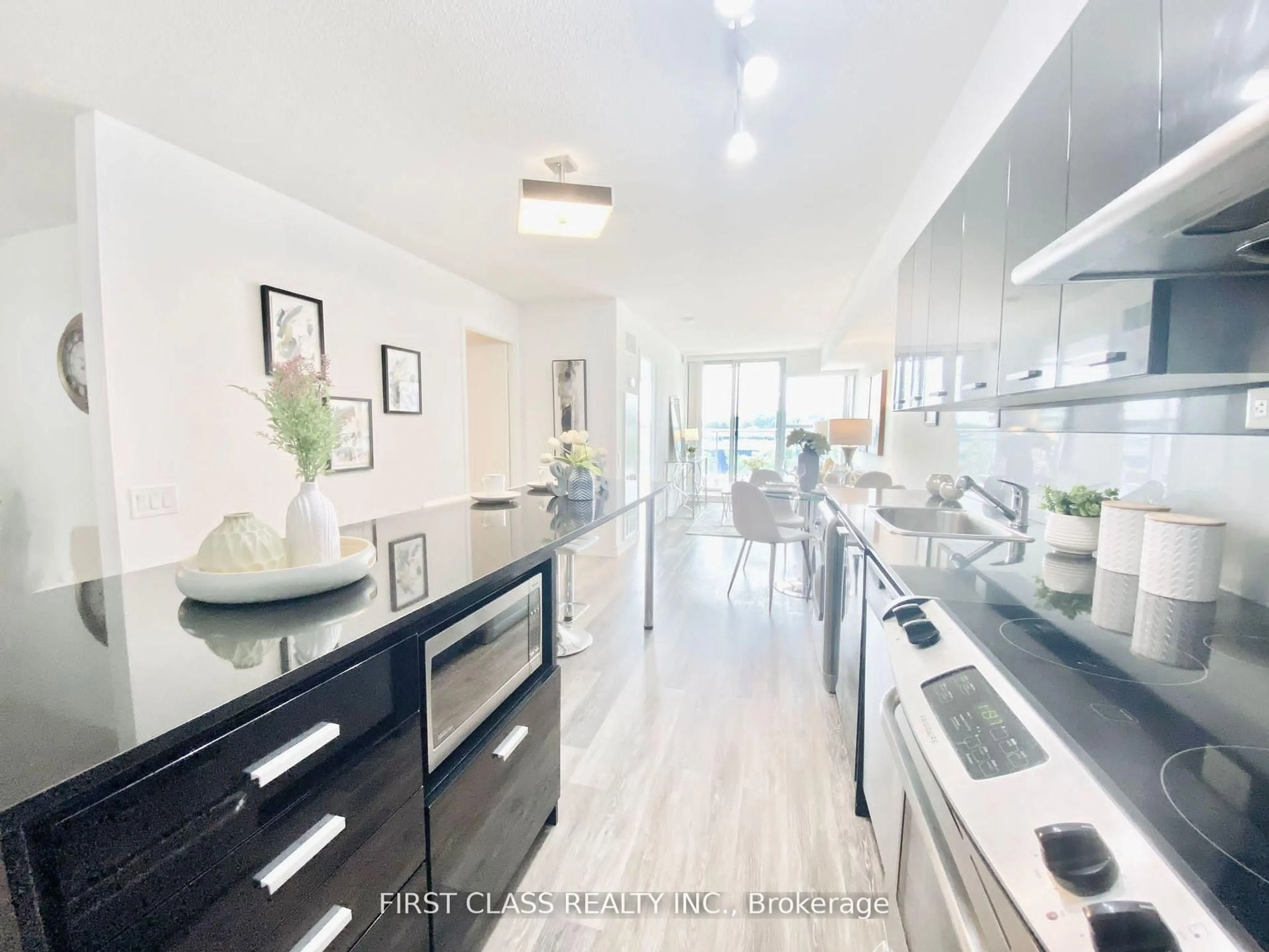 Open concept kitchen, unknown for 19 Singer Crt #201B, Toronto Ontario M2K 0B2