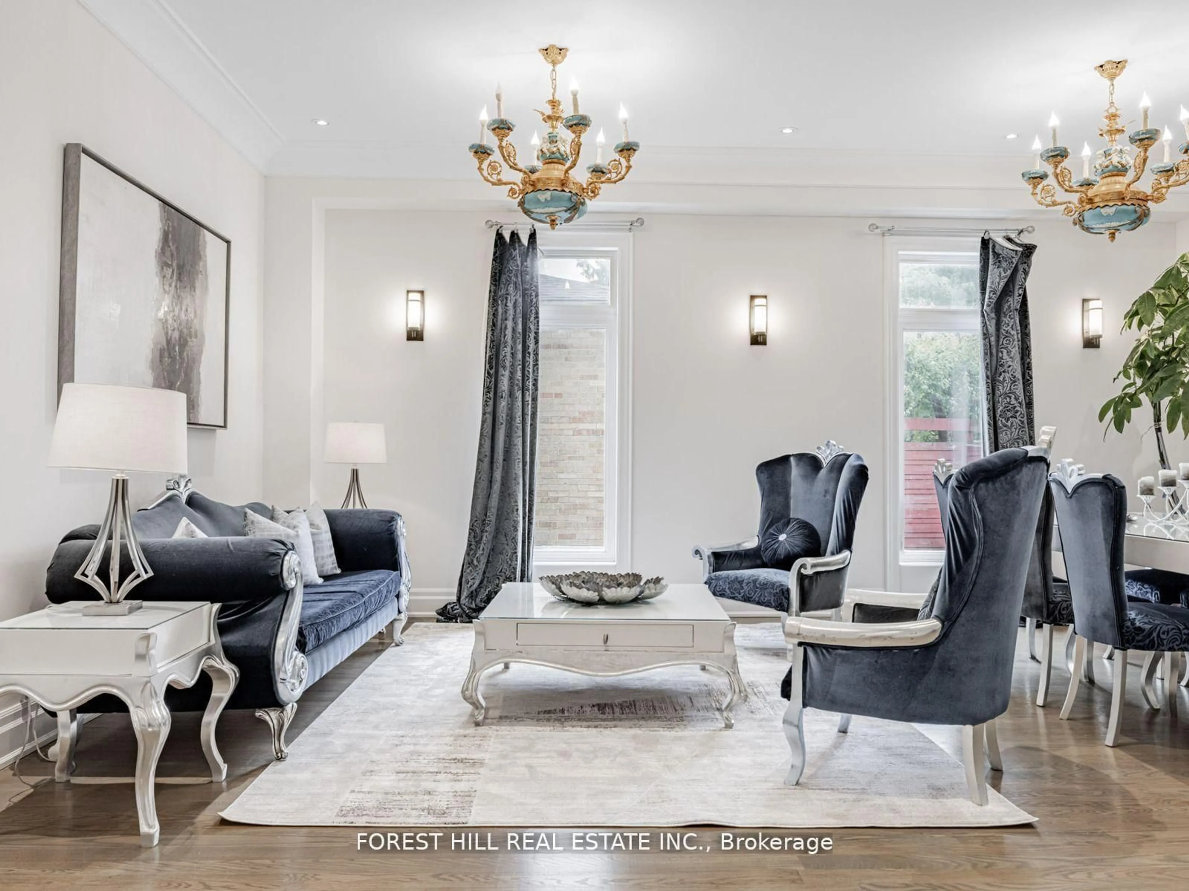 Living room with furniture, unknown for 331 Connaught Ave, Toronto Ontario M2R 2M1