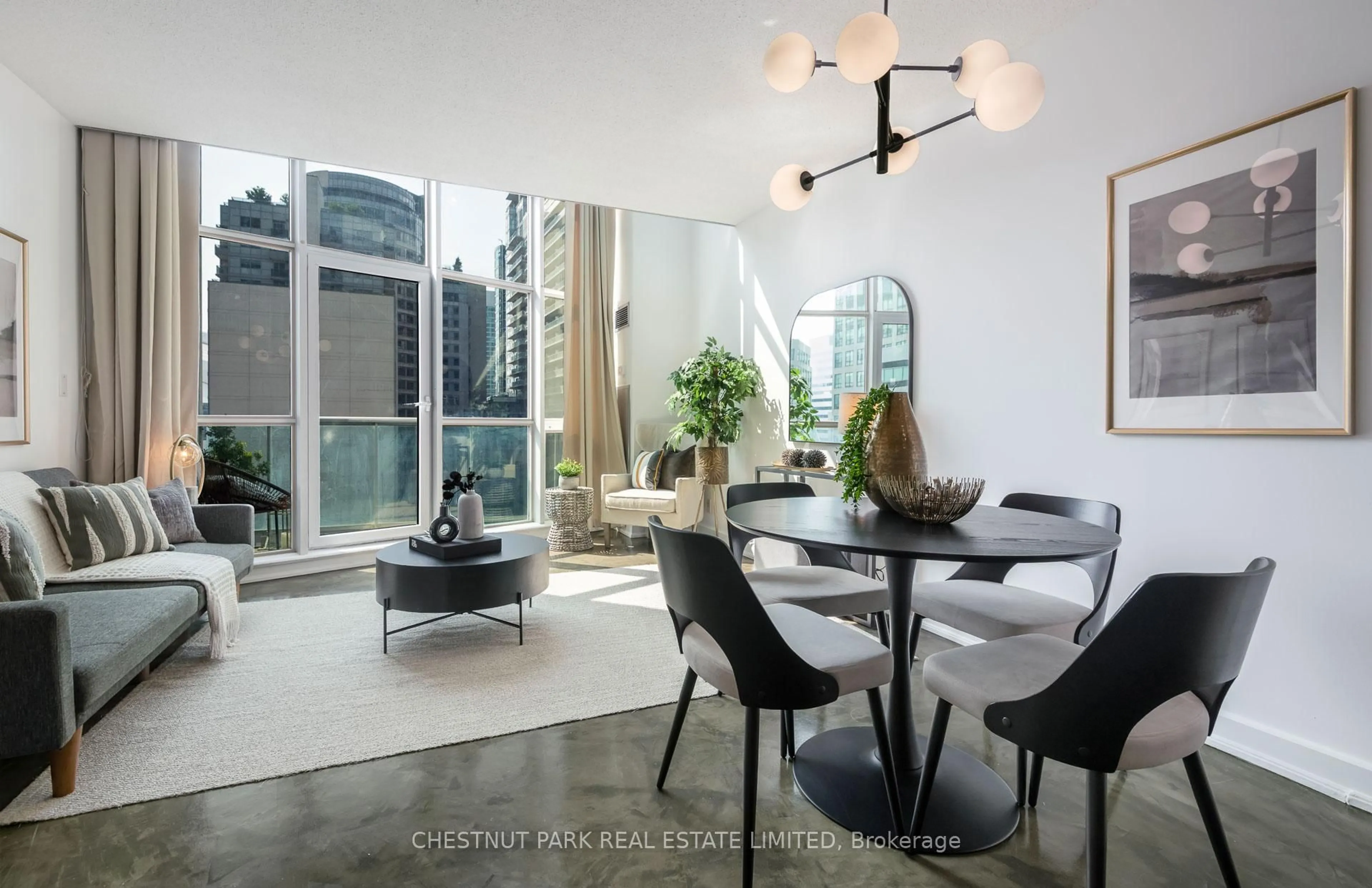 Dining room, unknown for 36 Blue Jays Way #917, Toronto Ontario M5V 3T3