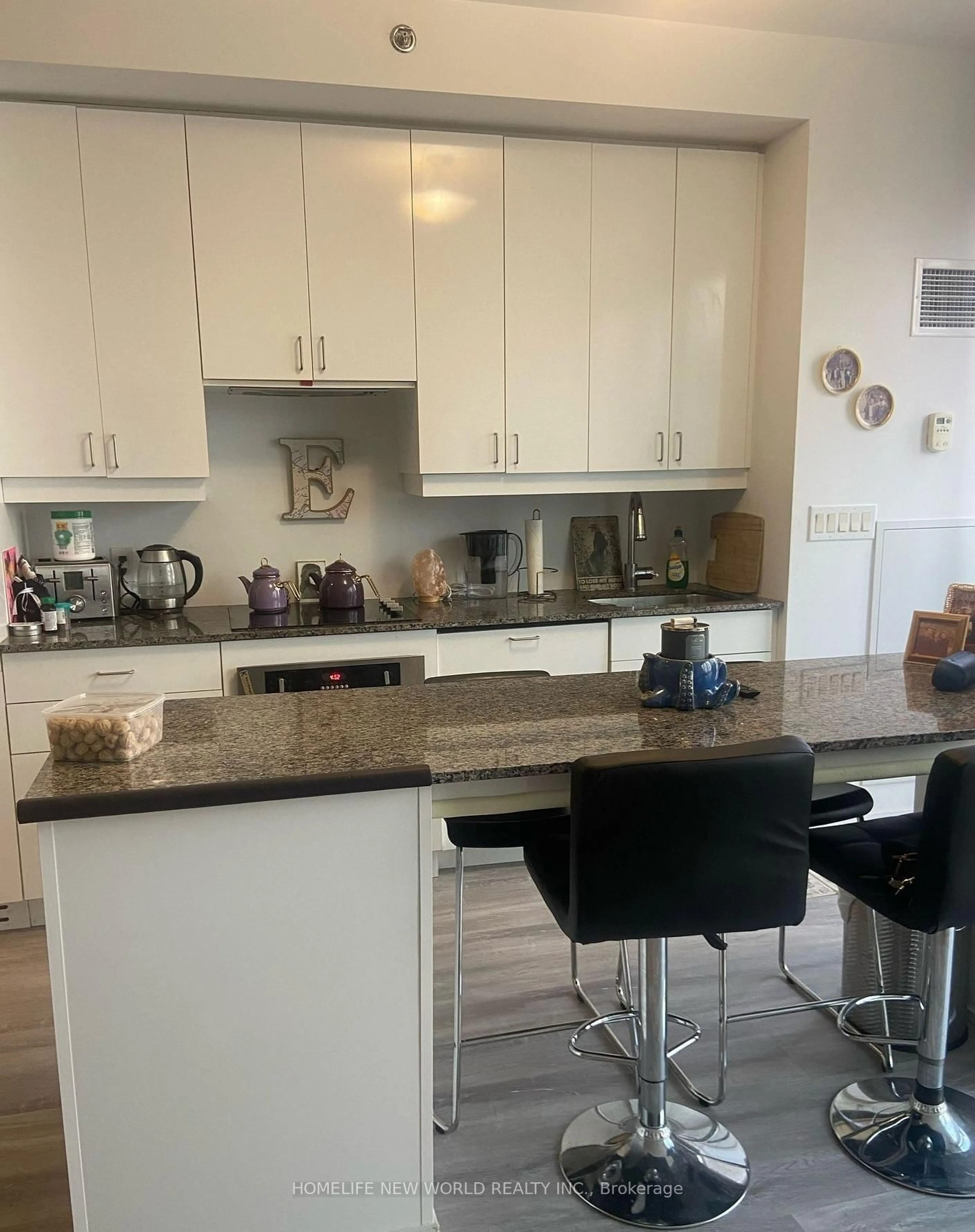 Open concept kitchen, unknown for 426 University Ave #3909, Toronto Ontario M5G 1S9