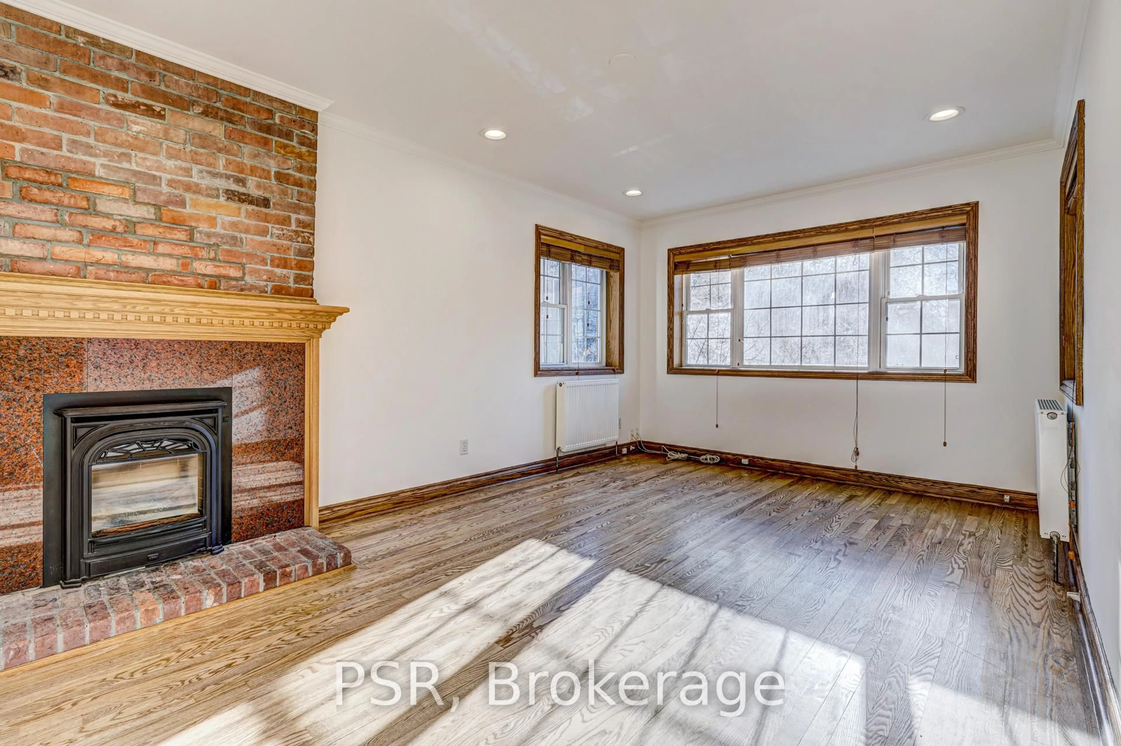 Unknown for 98 Roselawn Ave, Toronto Ontario M4R 1E6
