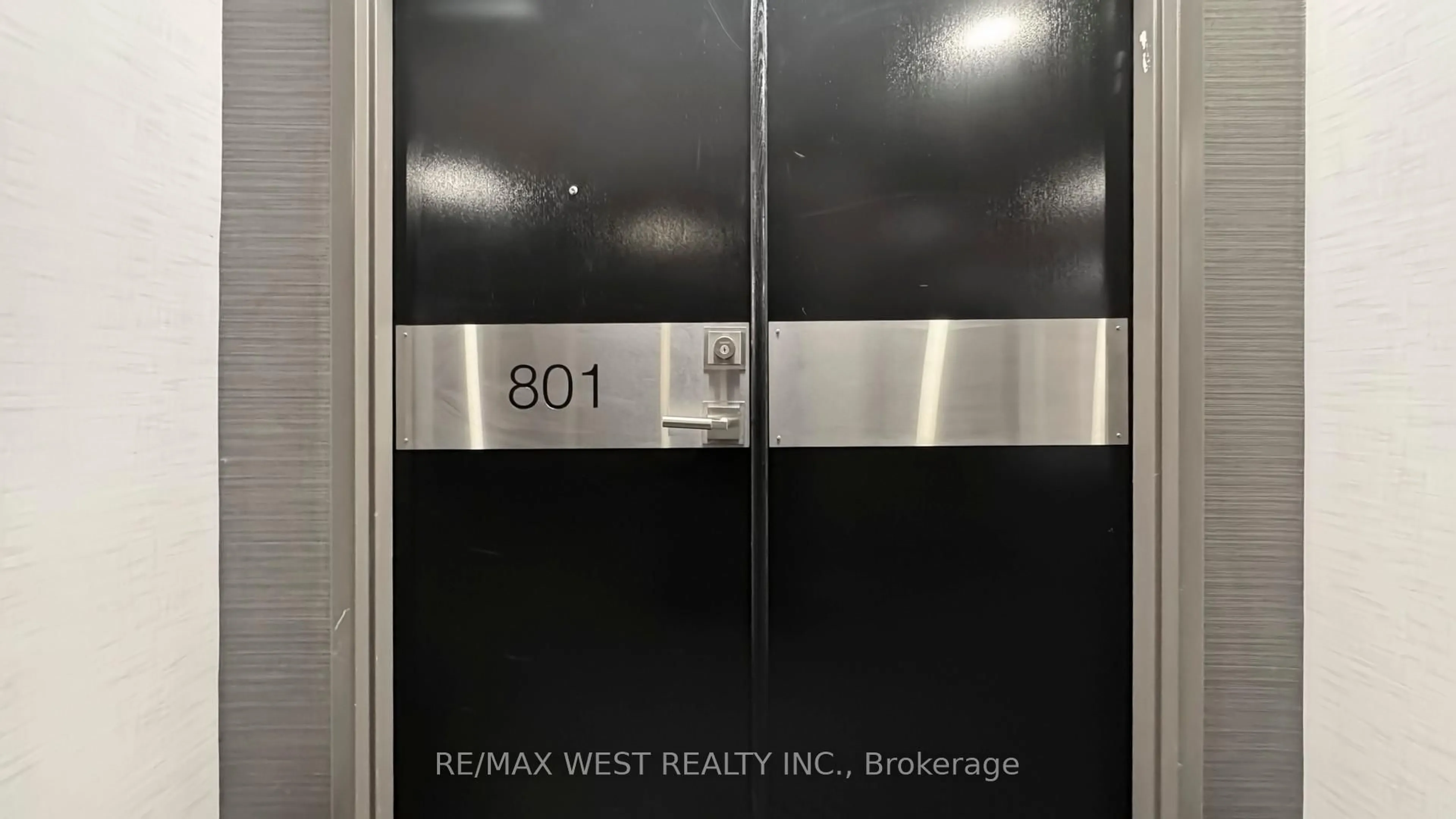 Unknown for 240 Heath St #801, Toronto Ontario M5P 3L5