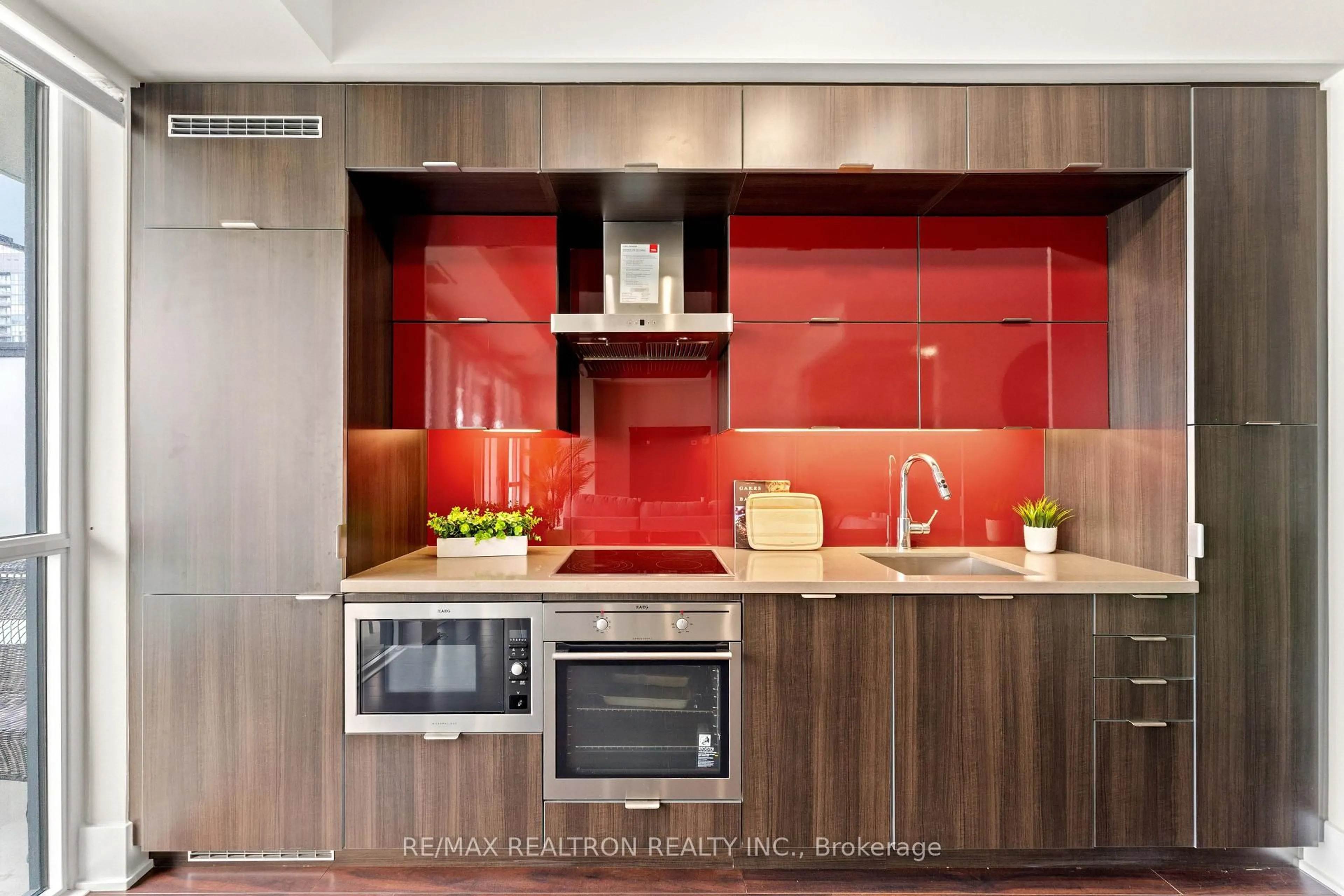 Contemporary kitchen, unknown for 300 Front St #2603, Toronto Ontario M5V 0E9