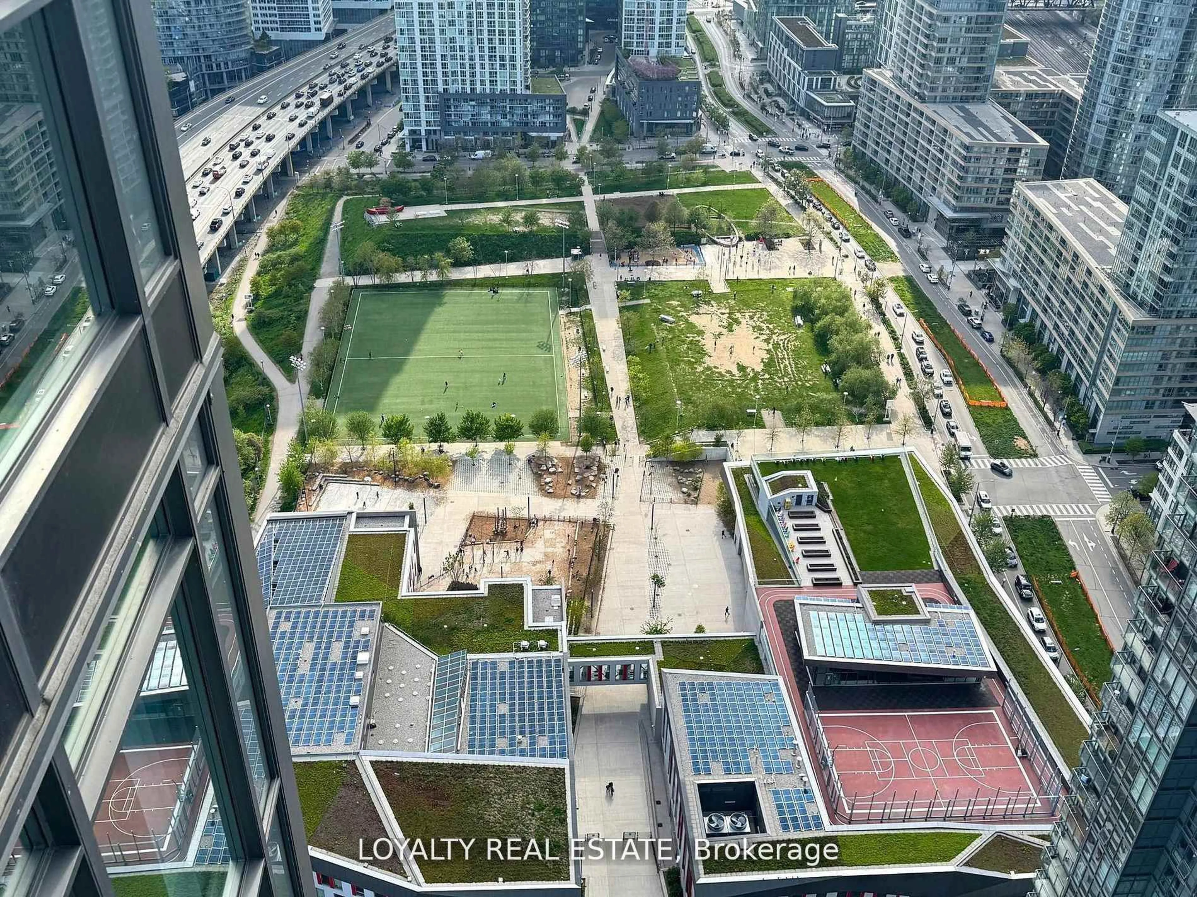 A pic from outside/outdoor area/front of a property/back of a property/a pic from drone, city buildings view from balcony for 11 Brunel Crt #5203, Toronto Ontario M5V 3Y3
