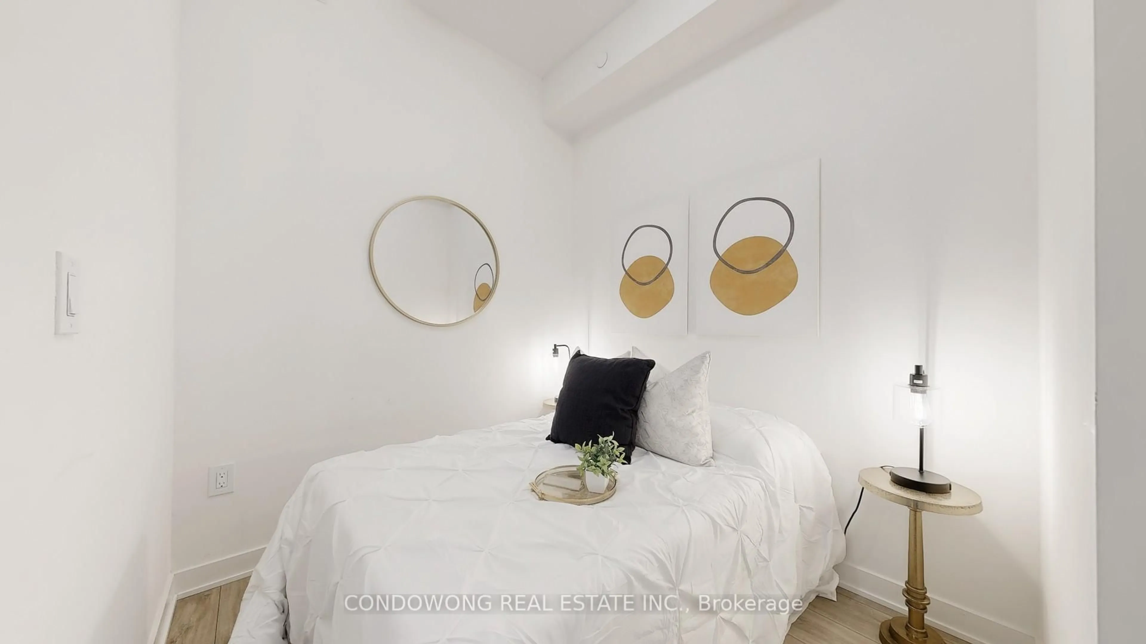 A pic of a room for 135 Lower Sherbourne St #1545, Toronto Ontario M5A 1Y4
