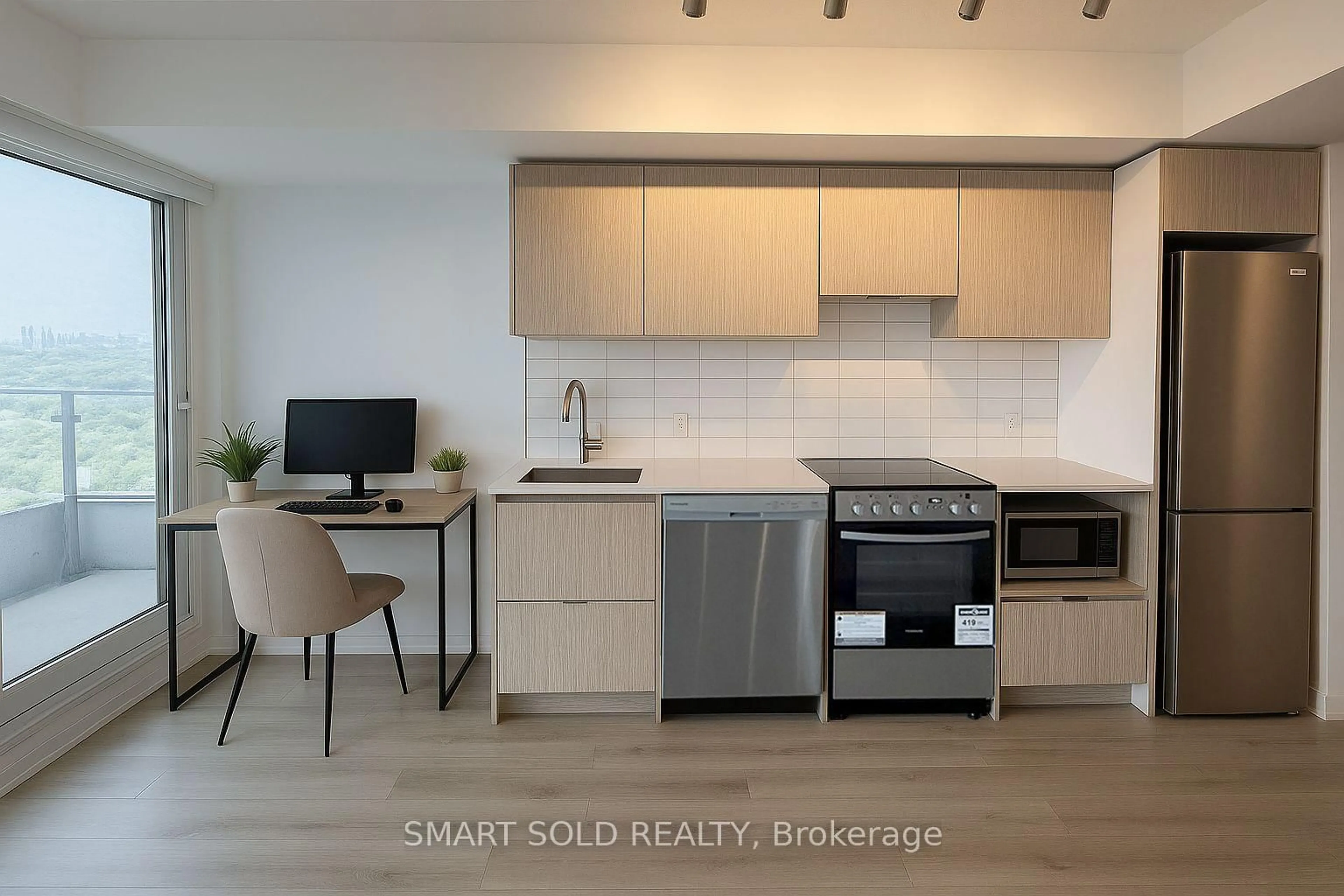 Standard kitchen, wood/laminate floor for 395 Bloor St #5506, Toronto Ontario M4W 0B4