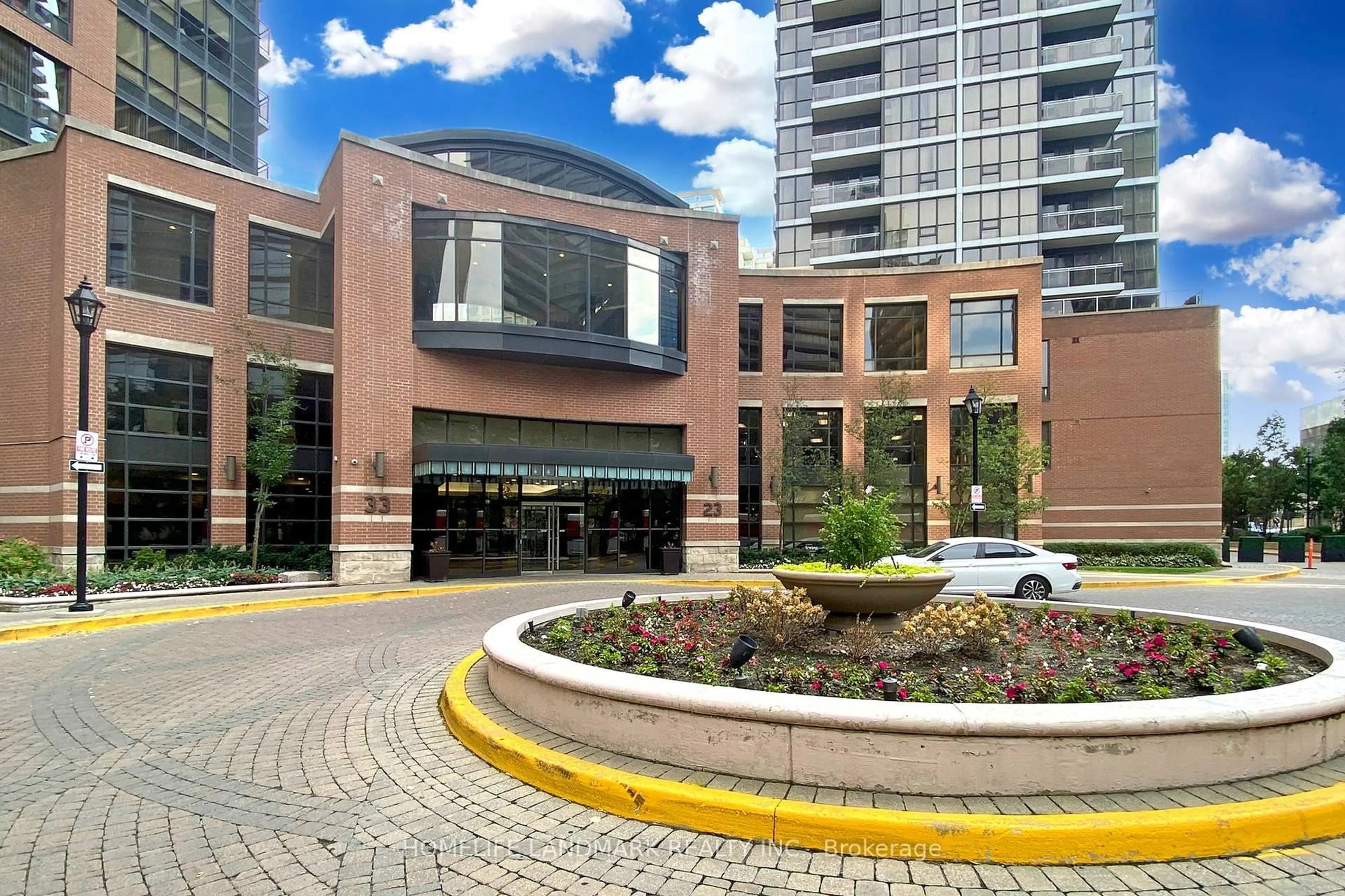 Indoor foyer for 23 Sheppard Ave #2706, Toronto Ontario M2N 0C8