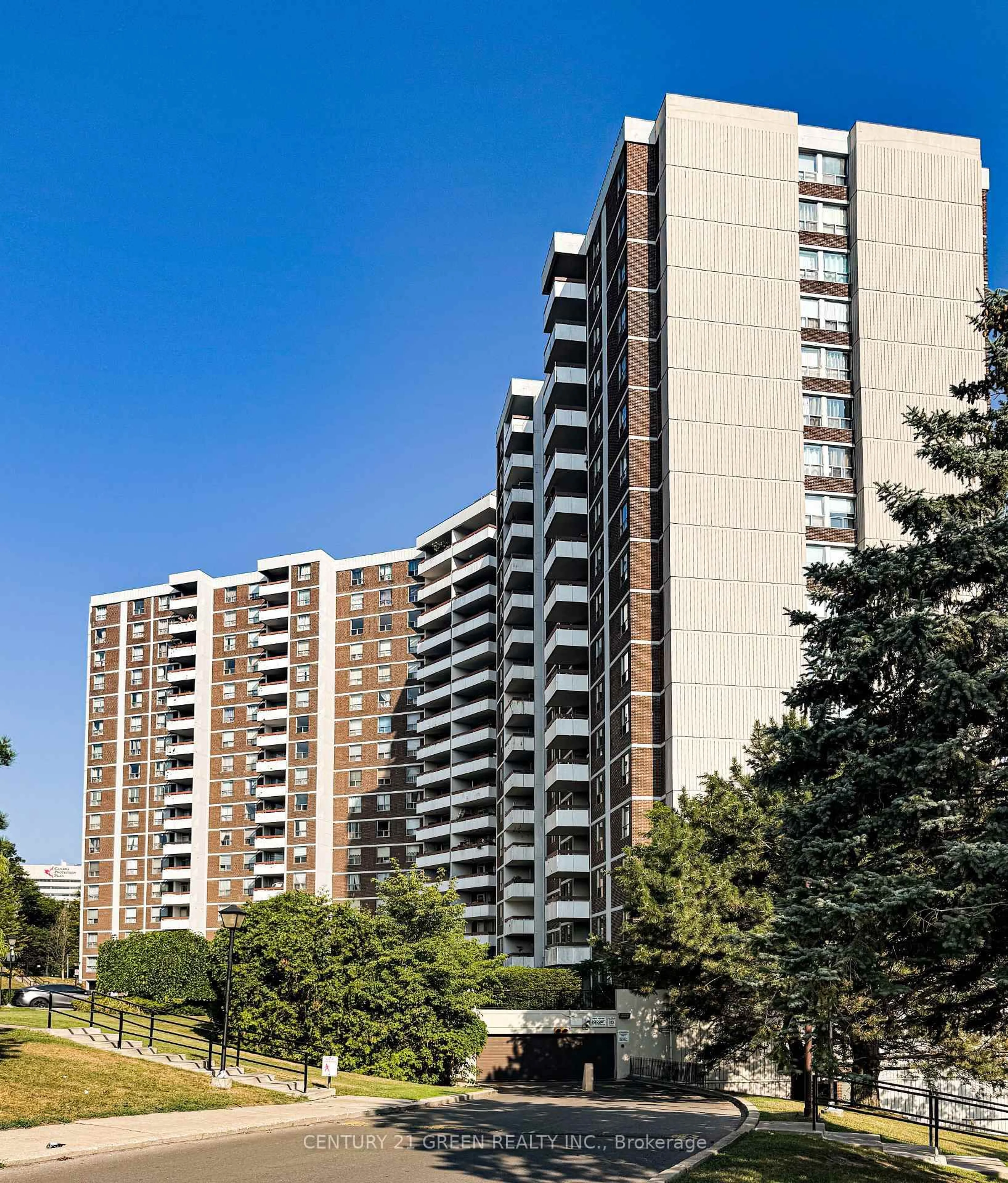 Unknown for 10 Edgecliff Gfwy #PH 3, Toronto Ontario M3C 3A3