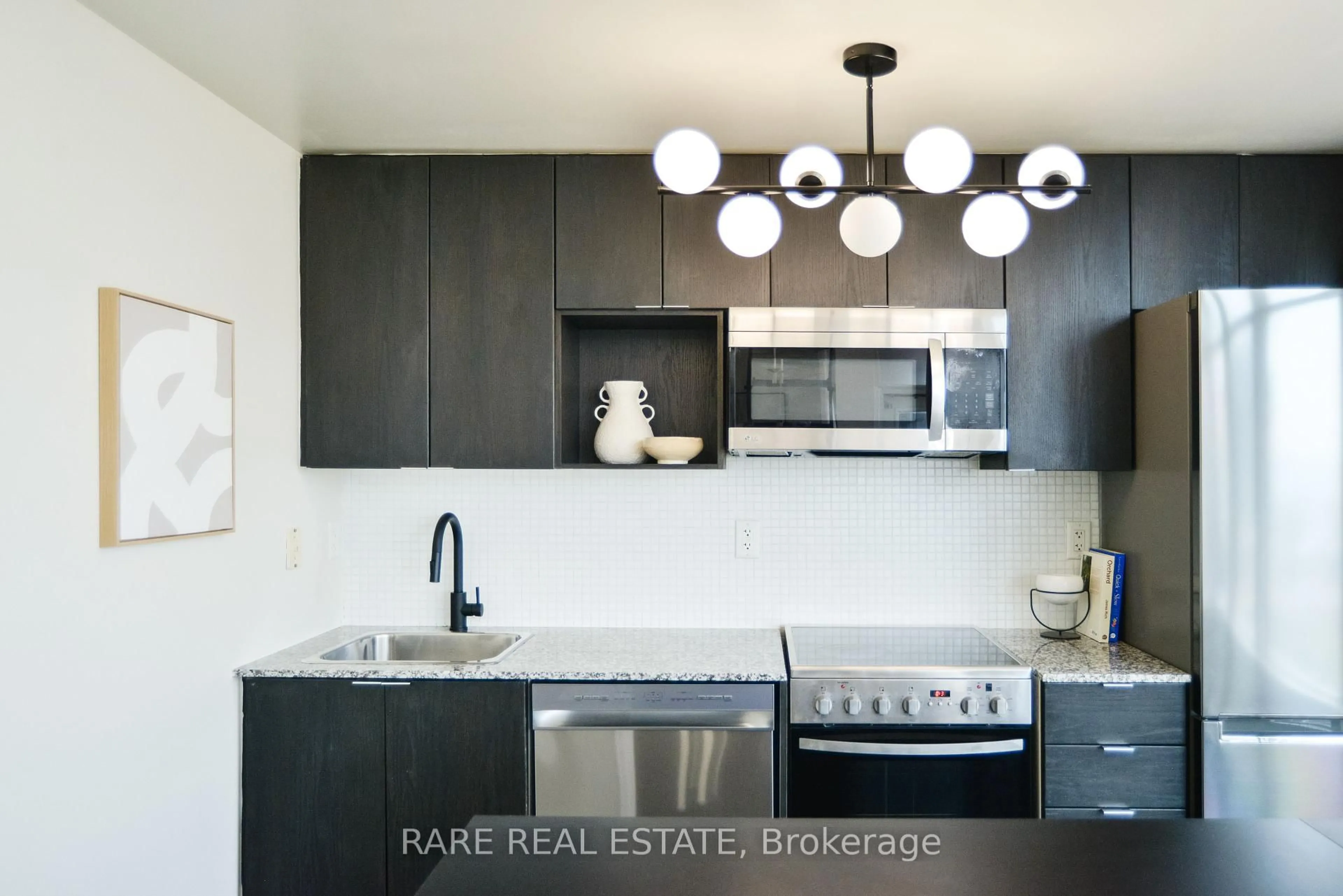 Unknown for 15 Brunel Crt #915, Toronto Ontario M5V 3Y6