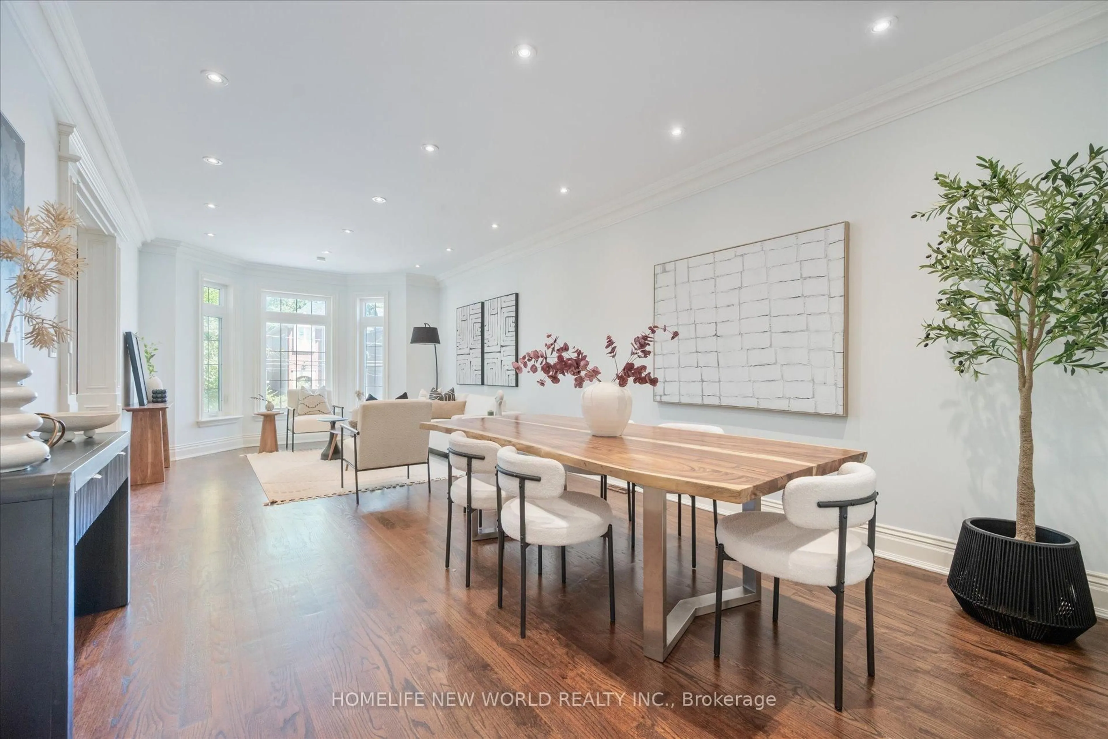 Dining room, wood/laminate floor for 51 Franklin Ave, Toronto Ontario M2N 1B8