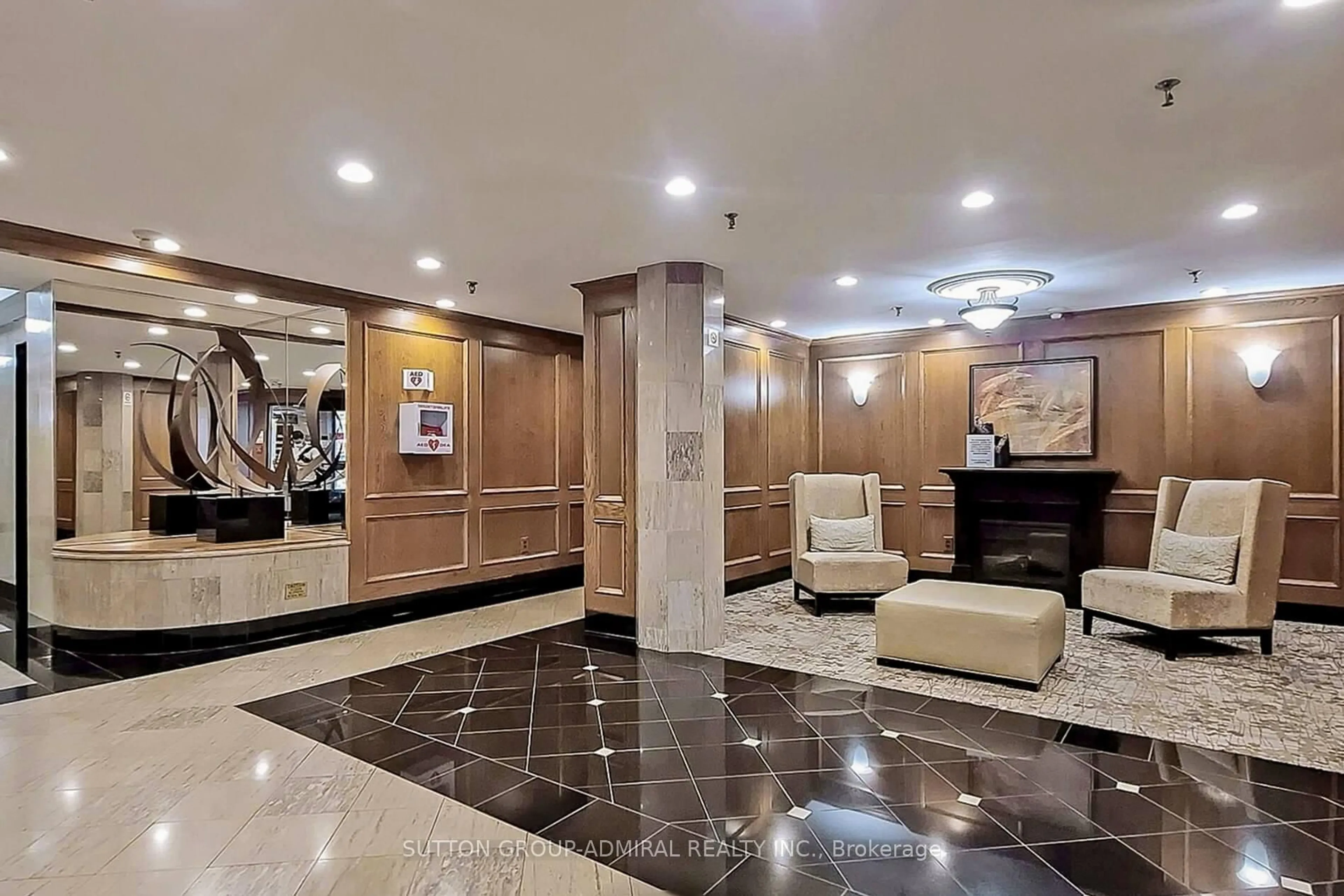 Lobby for 1131 Steeles Ave #1105, Toronto Ontario M2R 3W8