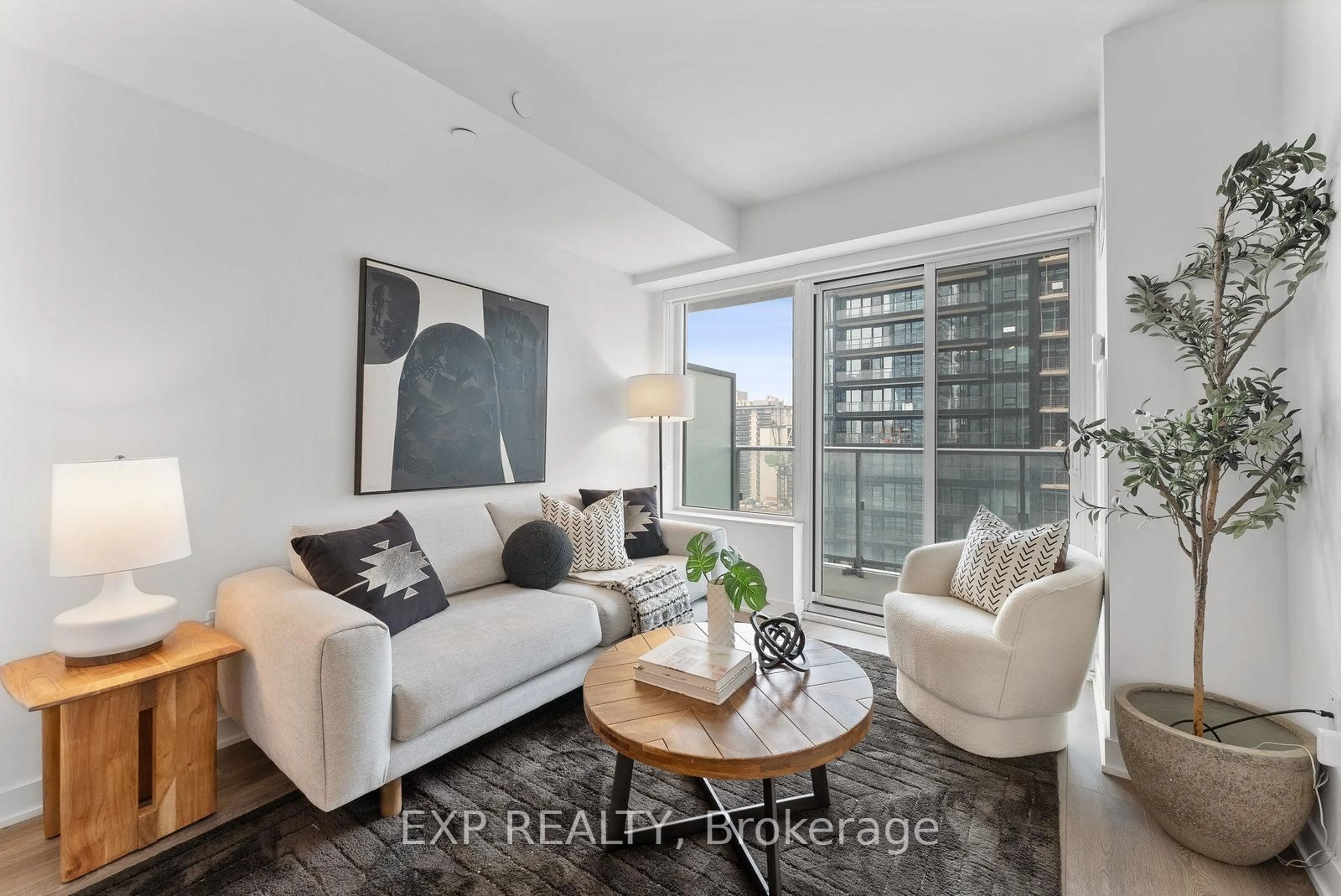Living room with furniture, unknown for 99 Broadway Ave #2011, Toronto Ontario M4P 0E3