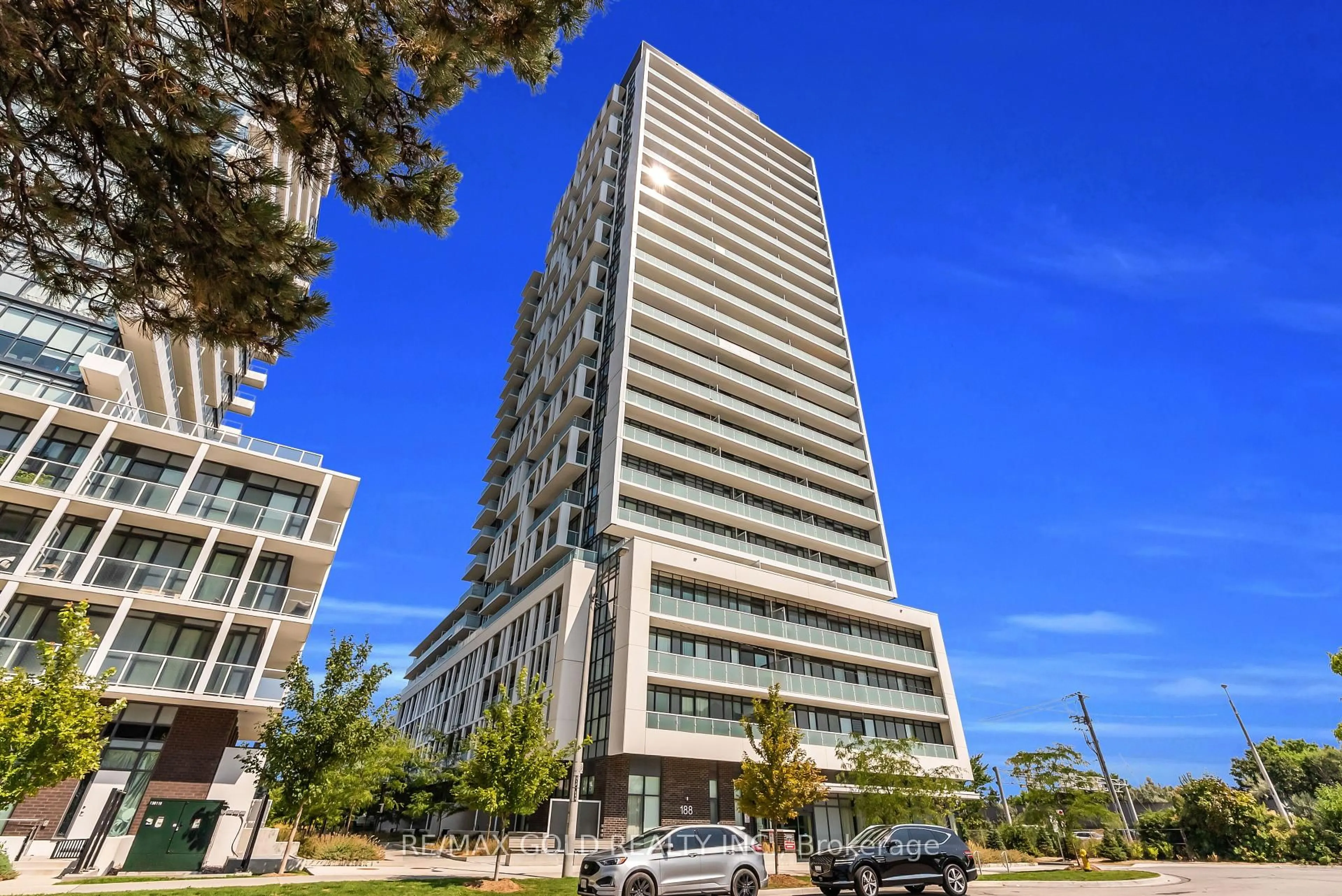 Indoor foyer for 188 FAIRVIEW MALL Dr #2101, Toronto Ontario M2J 0H7