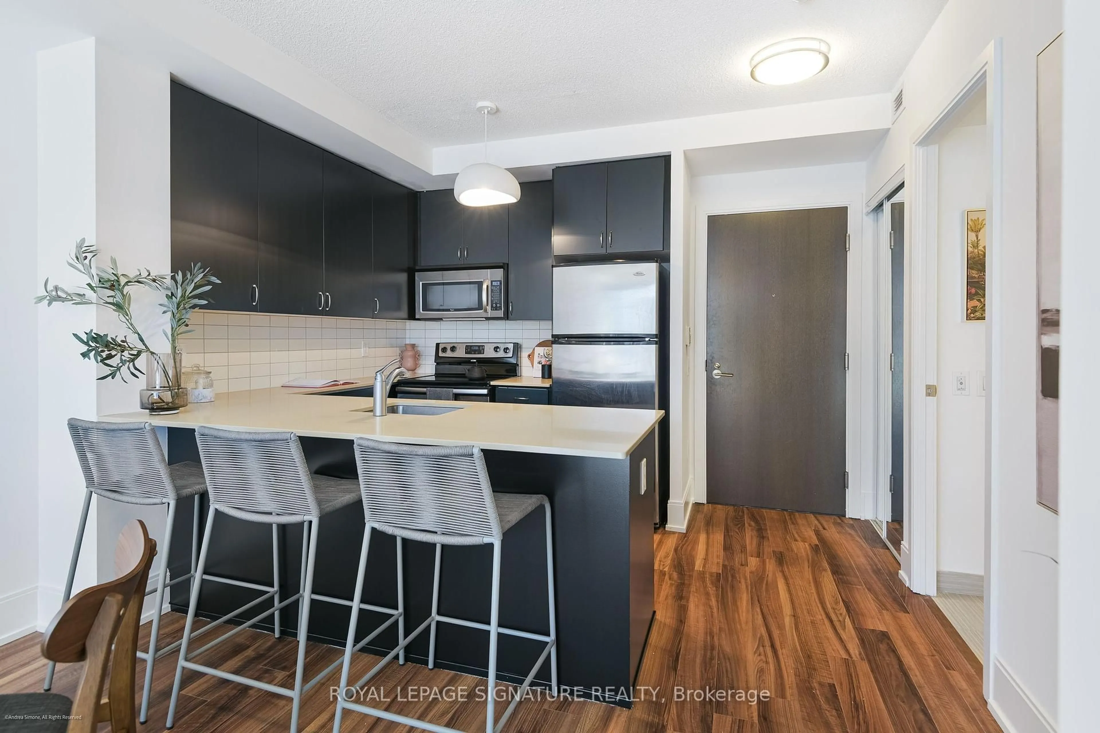 Unknown for 560 Front St #1007, Toronto Ontario M5V 1C1