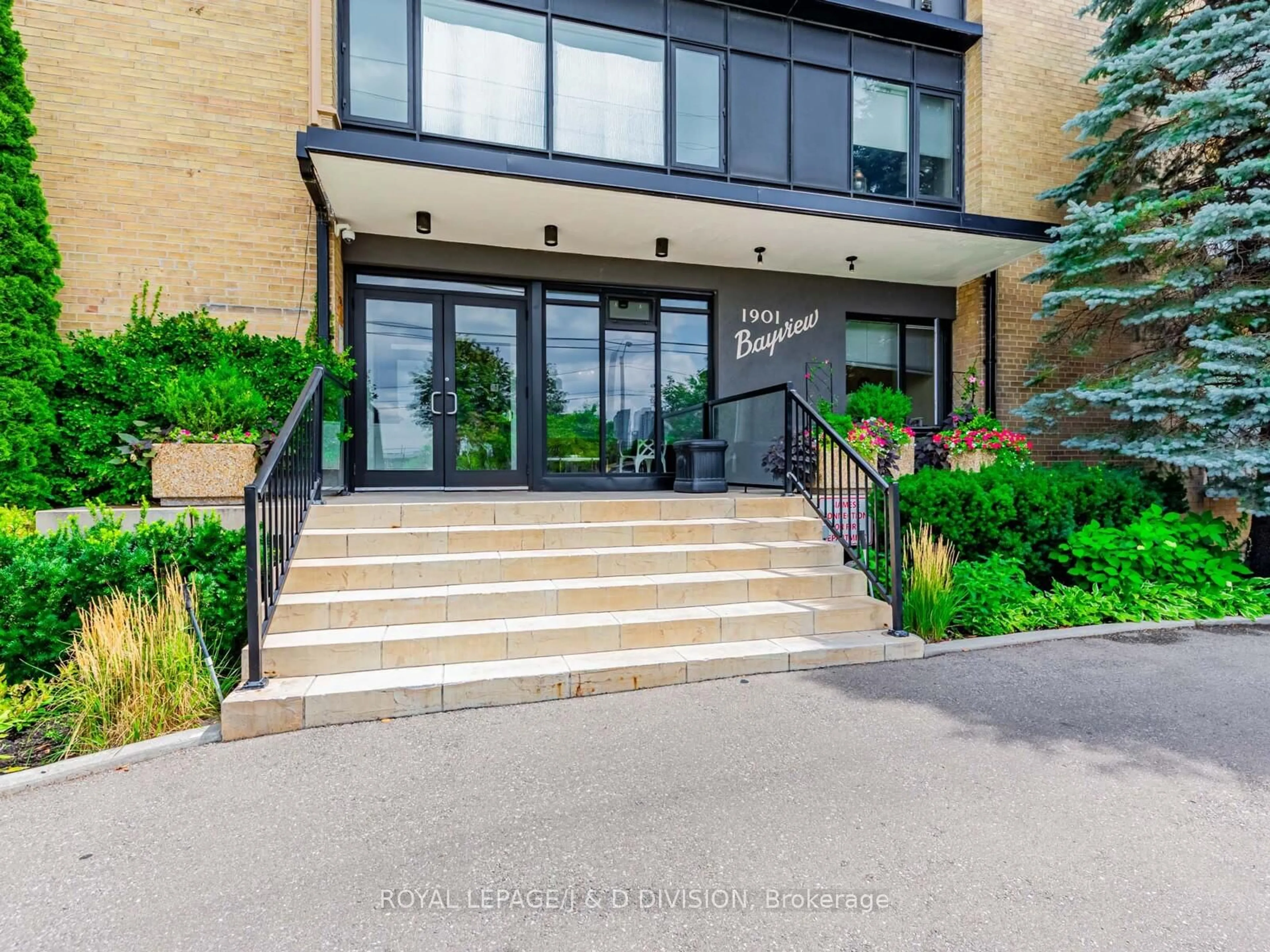 Unknown for 1901 Bayview Ave #301, Toronto Ontario M4G 3E4