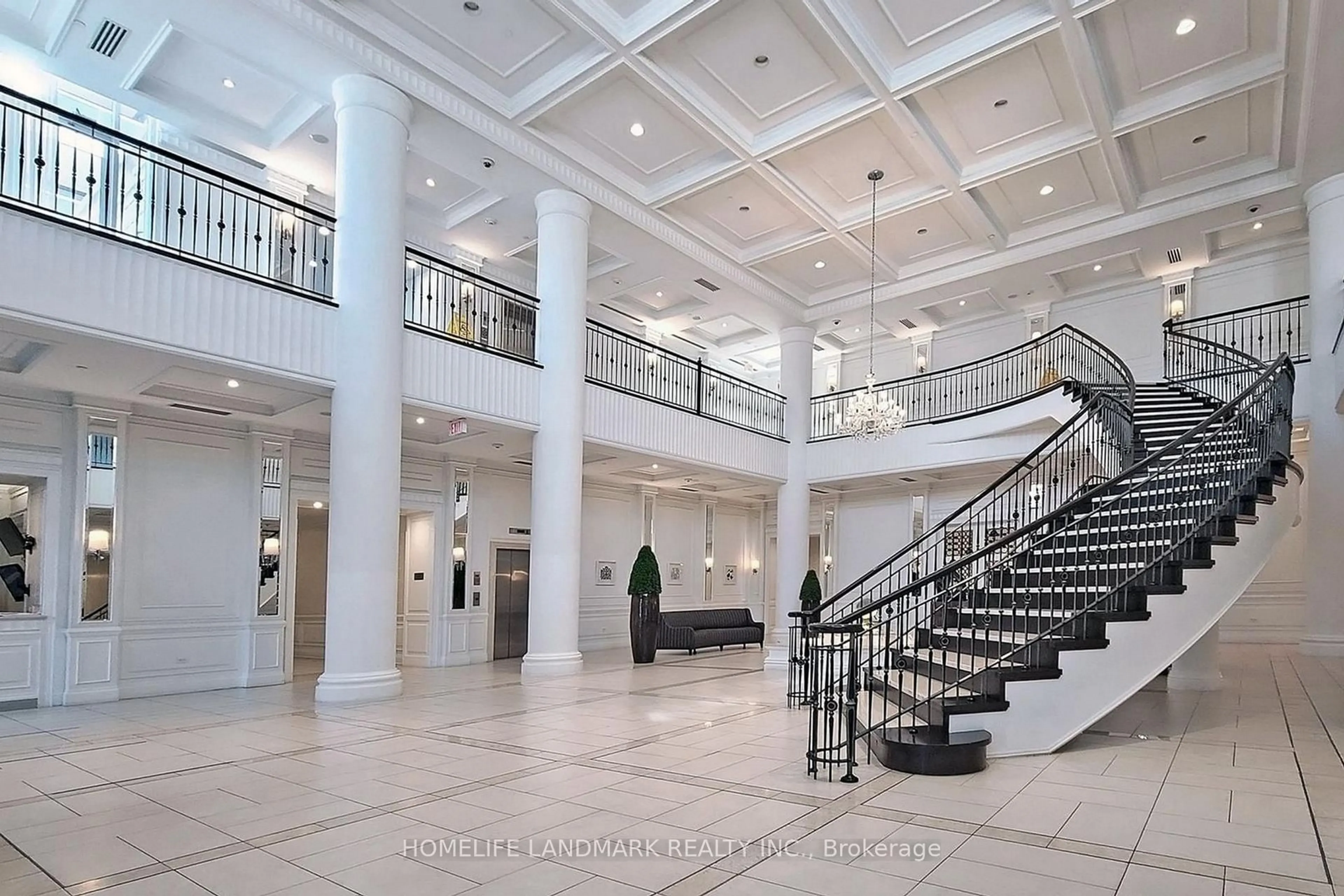 Indoor foyer for 15 Greenview Ave #1405, Toronto Ontario M2M 4M7