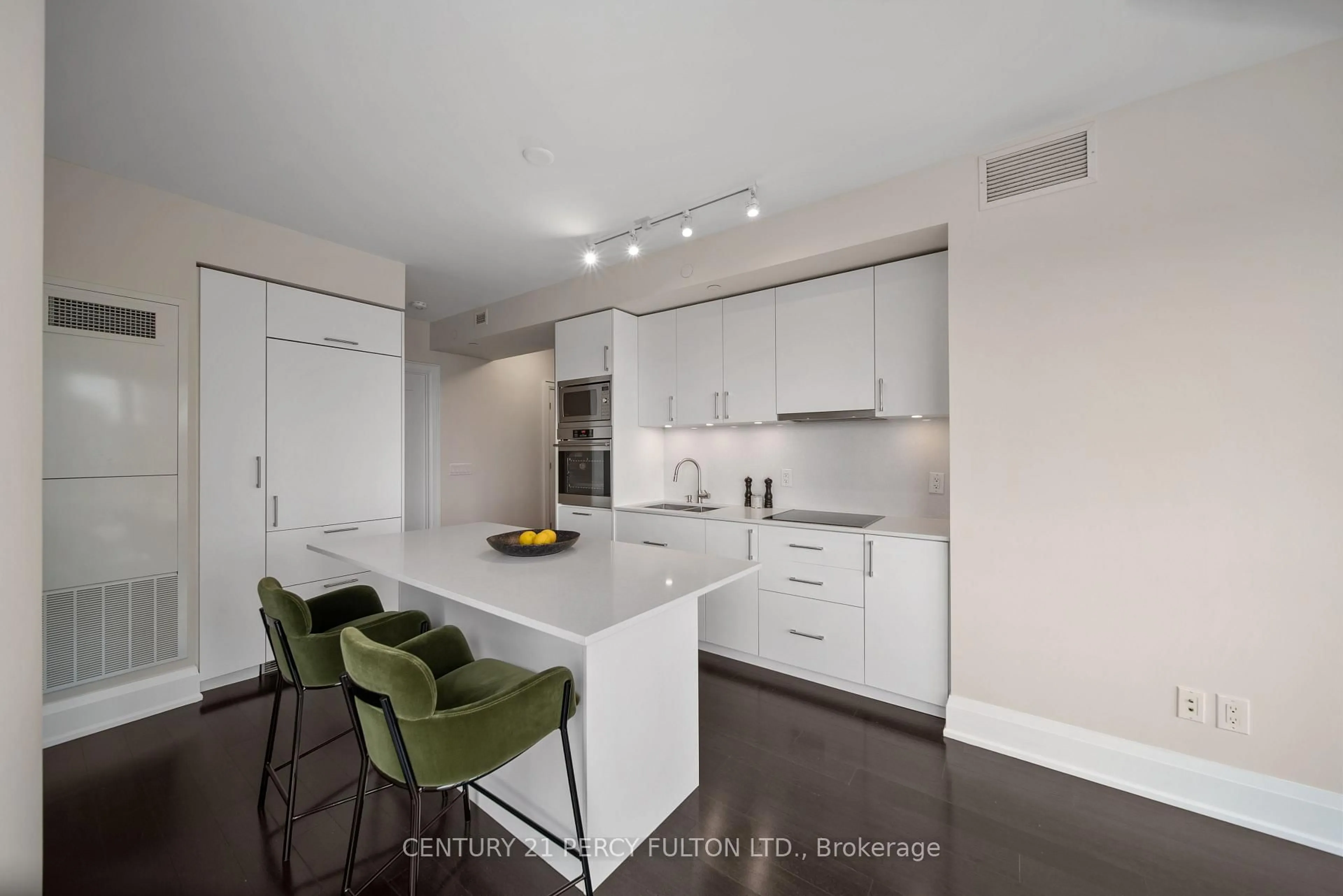 Contemporary kitchen, unknown for 88 Cumberland St #904, Toronto Ontario M5R 1B9