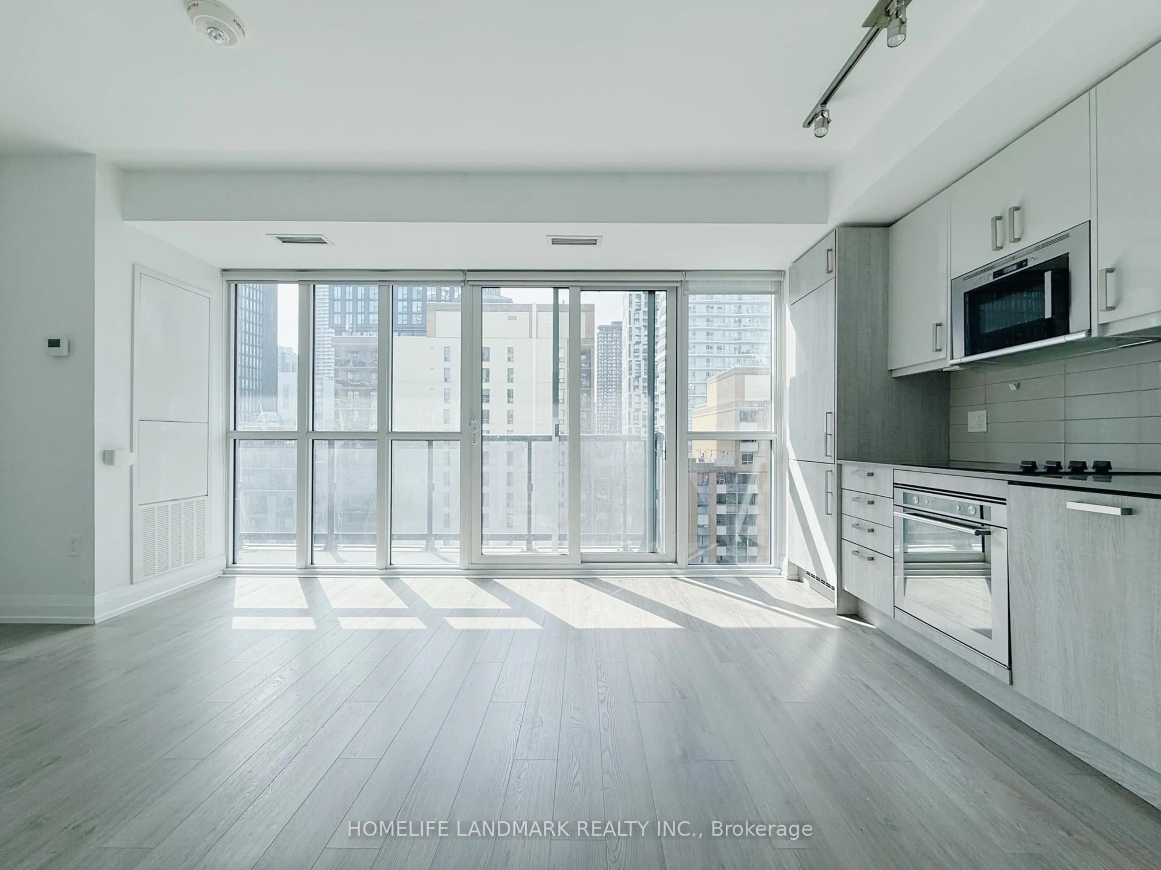 Open concept kitchen, unknown for 77 Mutual St #1705, Toronto Ontario M5B 2A9