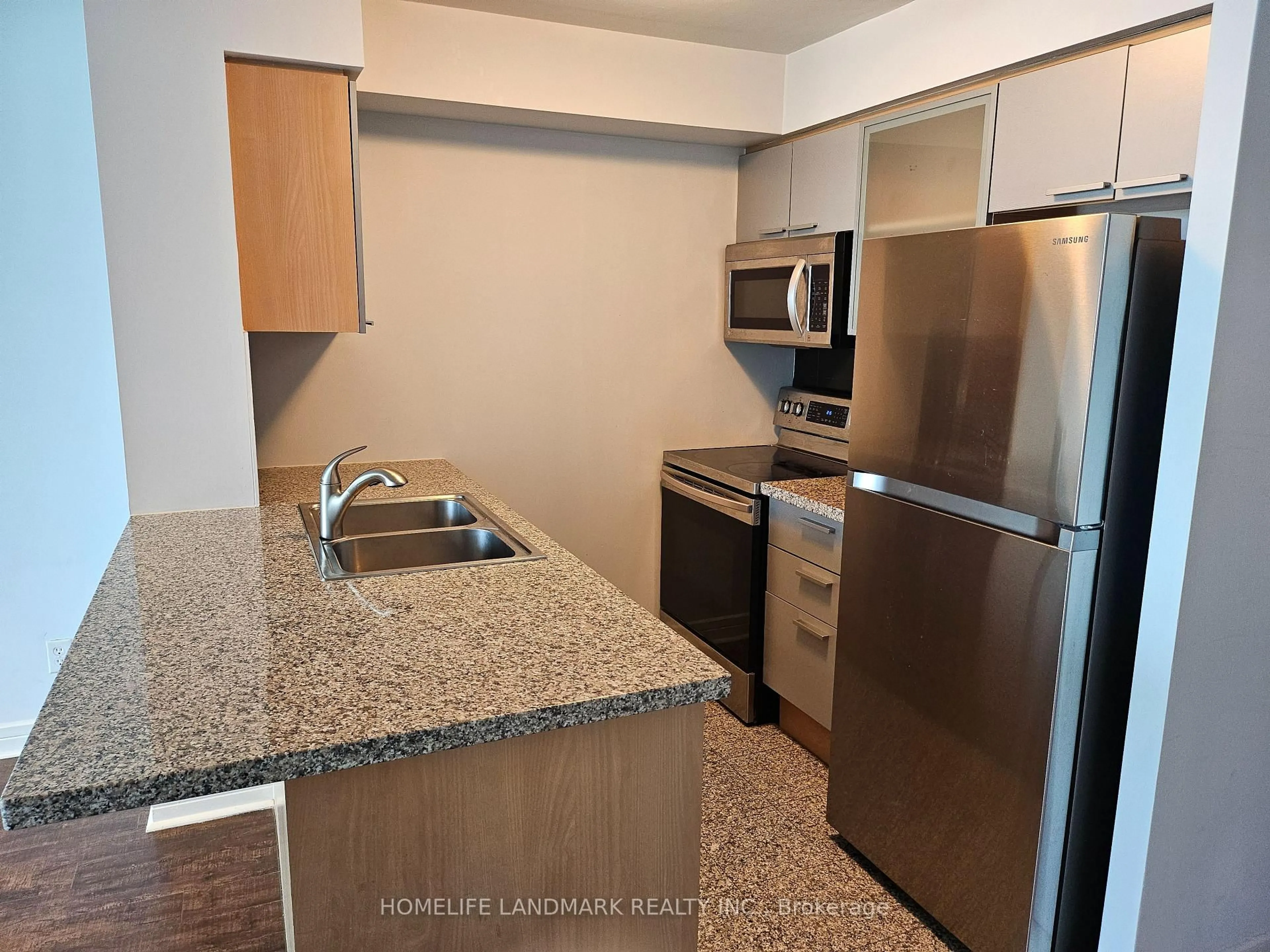 Standard kitchen, unknown for 18 Harrison Garden Blvd #2606, Toronto Ontario M2N 7J7