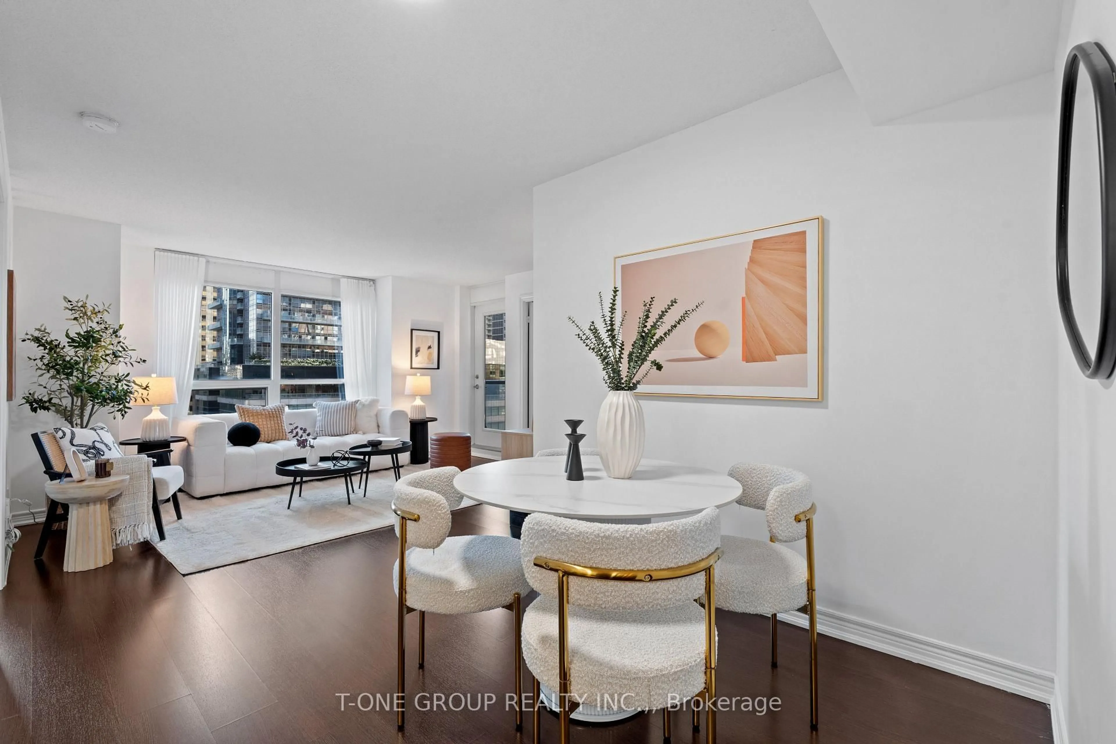 A pic of a room for 761 Bay St #605, Toronto Ontario M5G 2R2