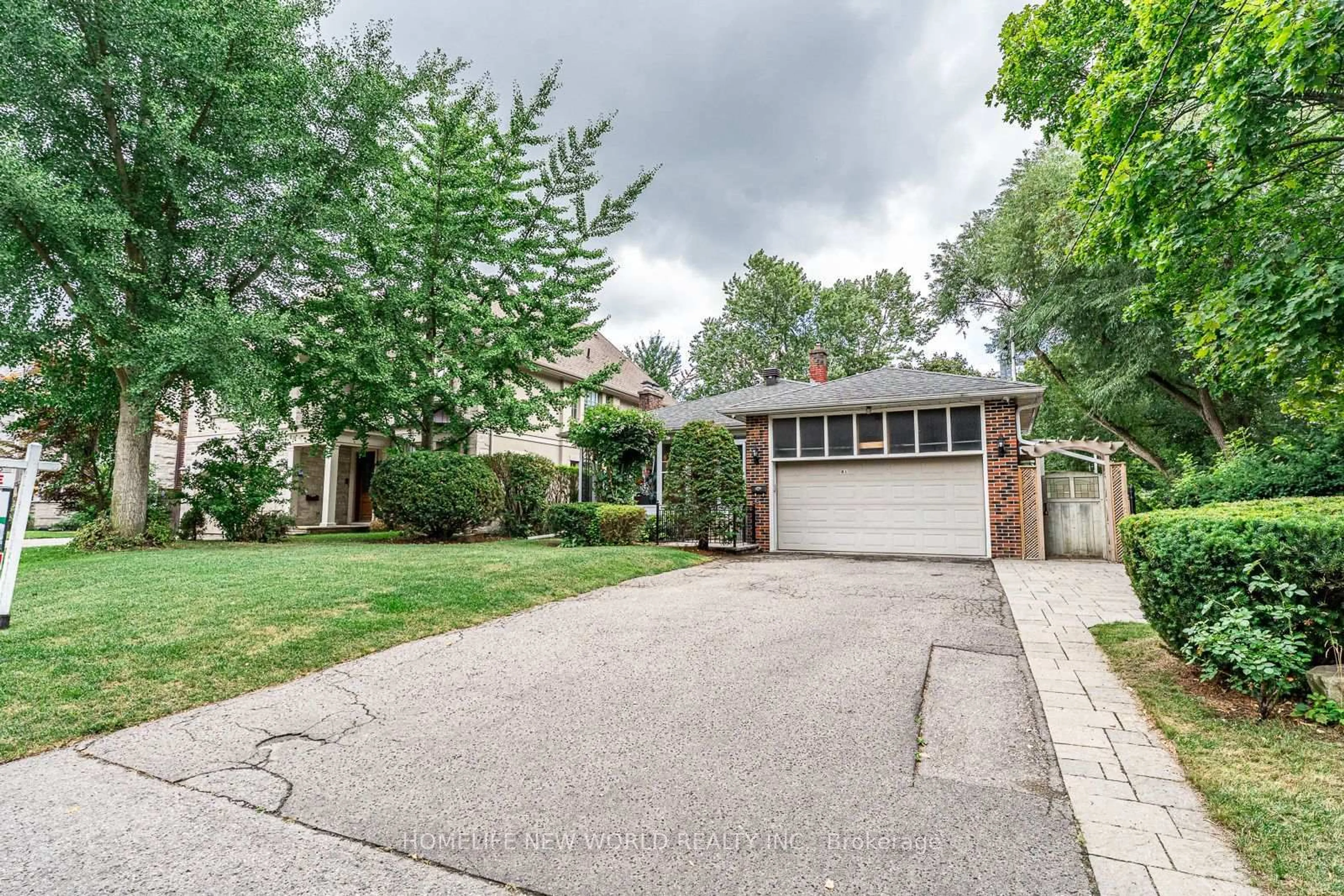 Unknown for 81 Hillcrest Ave, Toronto Ontario M2N 3N6