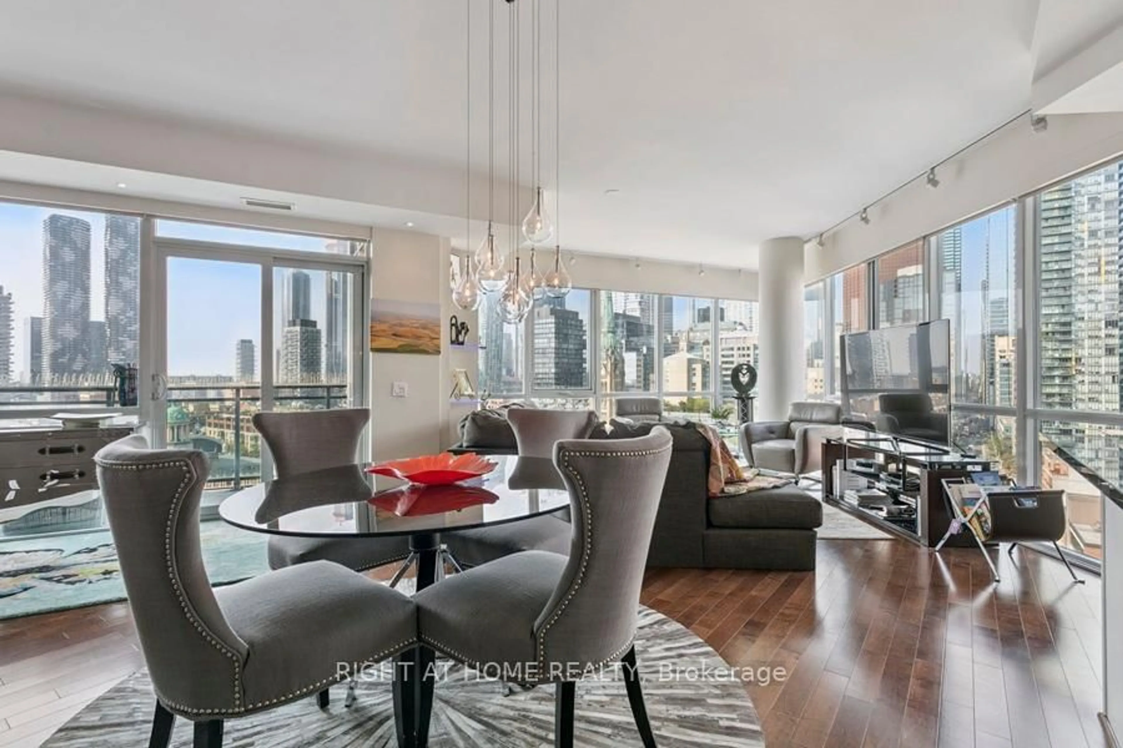 Unknown for 112 George St #1204, Toronto Ontario M5A 2M5