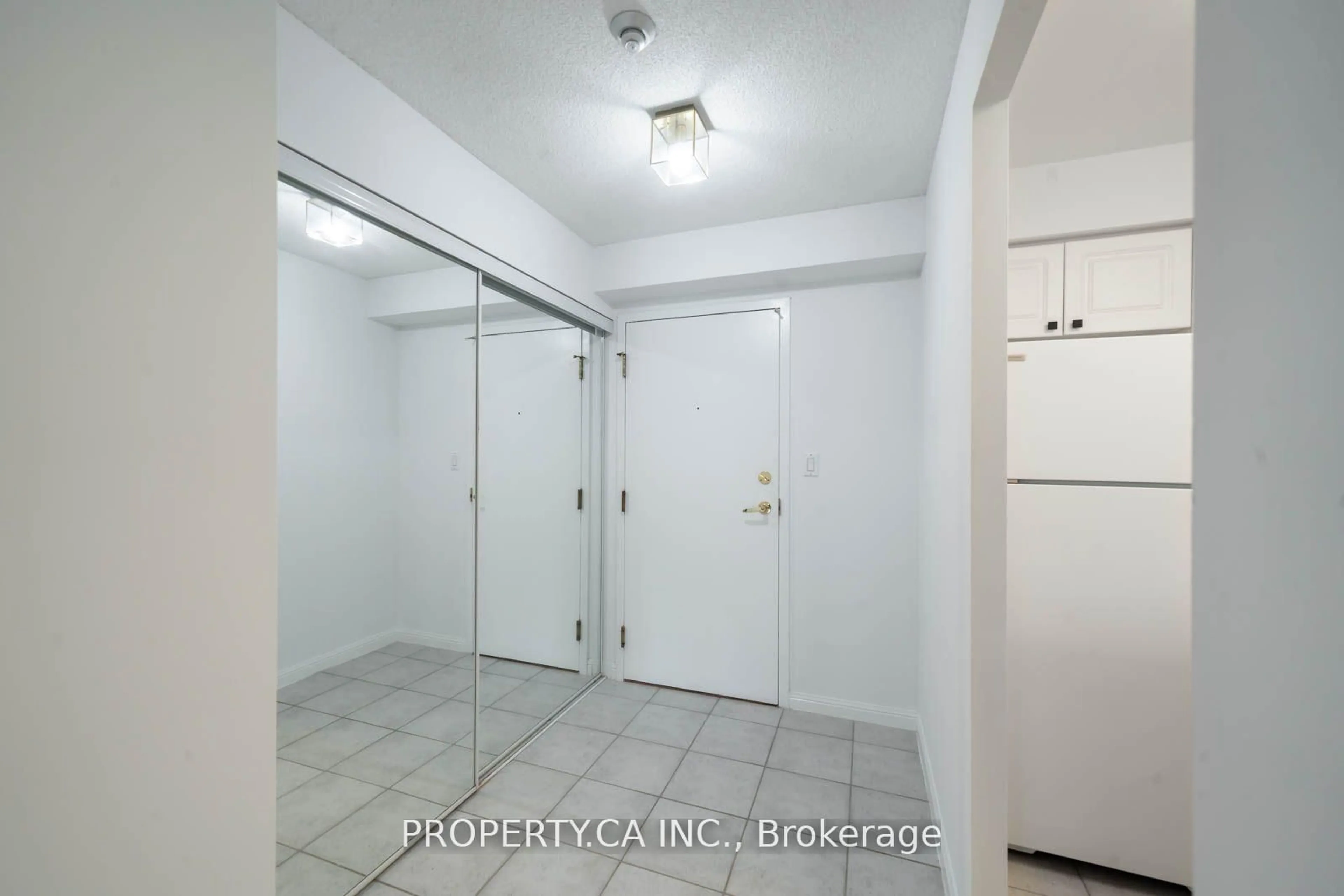 Unknown for 398 Eglinton Ave #603, Toronto Ontario M4P 3H8