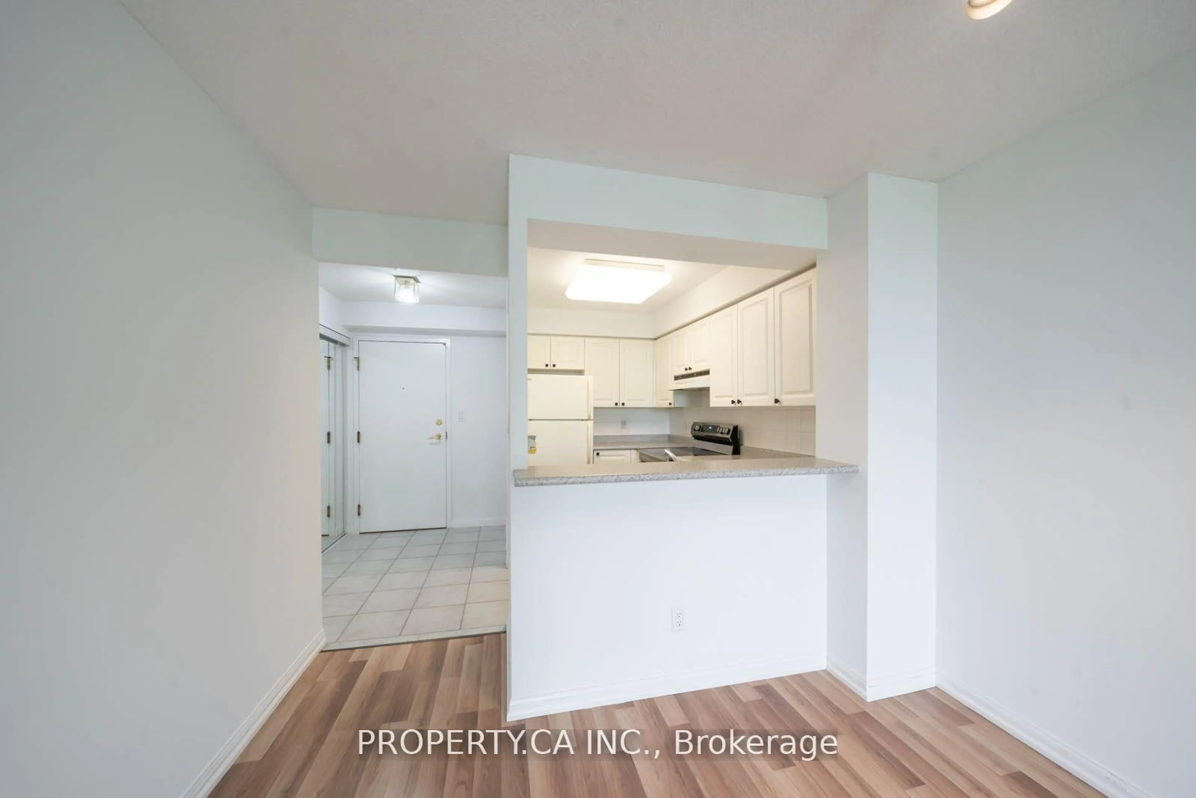 A pic of a room for 398 Eglinton Ave #603, Toronto Ontario M4P 3H8