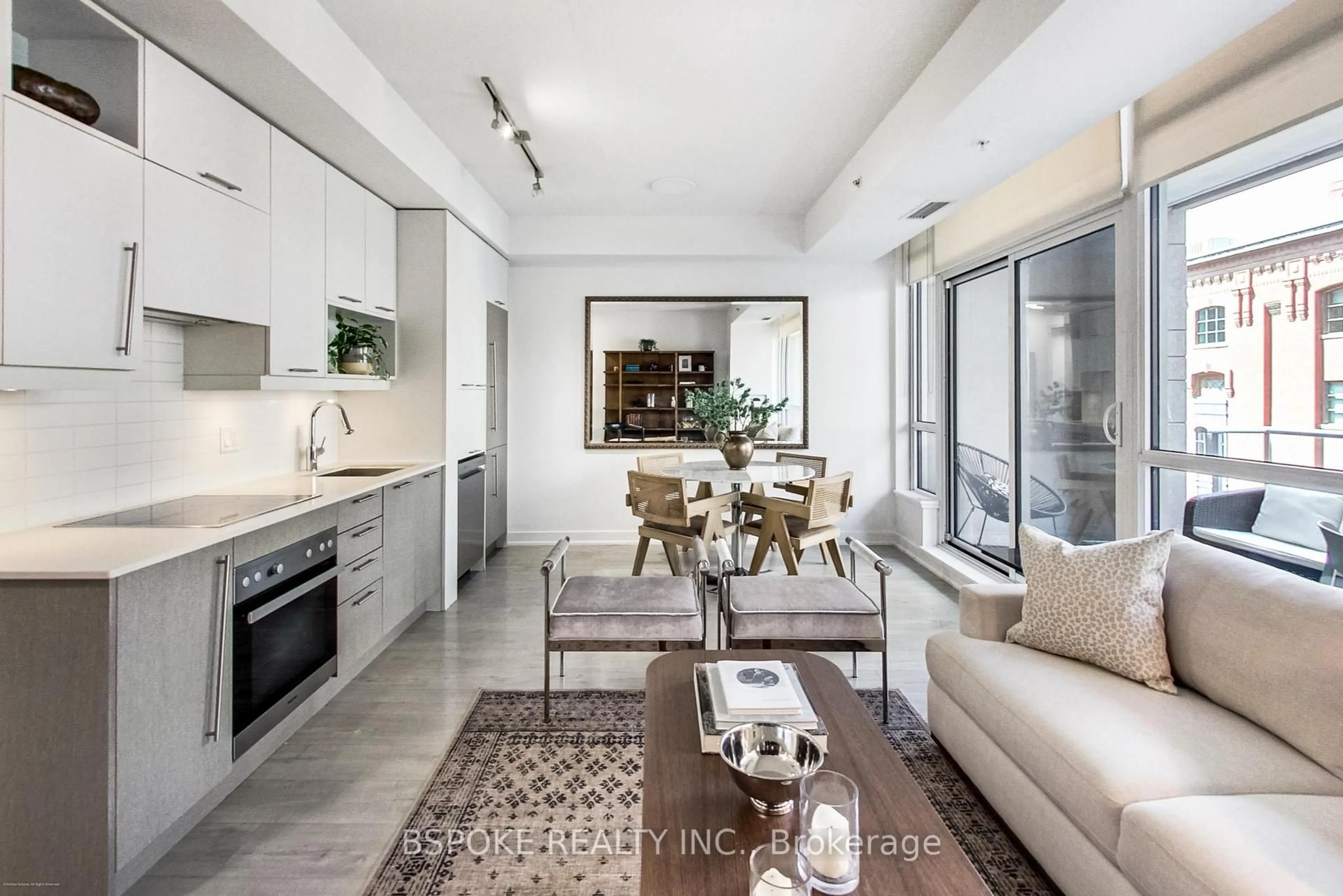 Open concept kitchen, unknown for 199 Richmond St #518, Toronto Ontario M5V 0H4