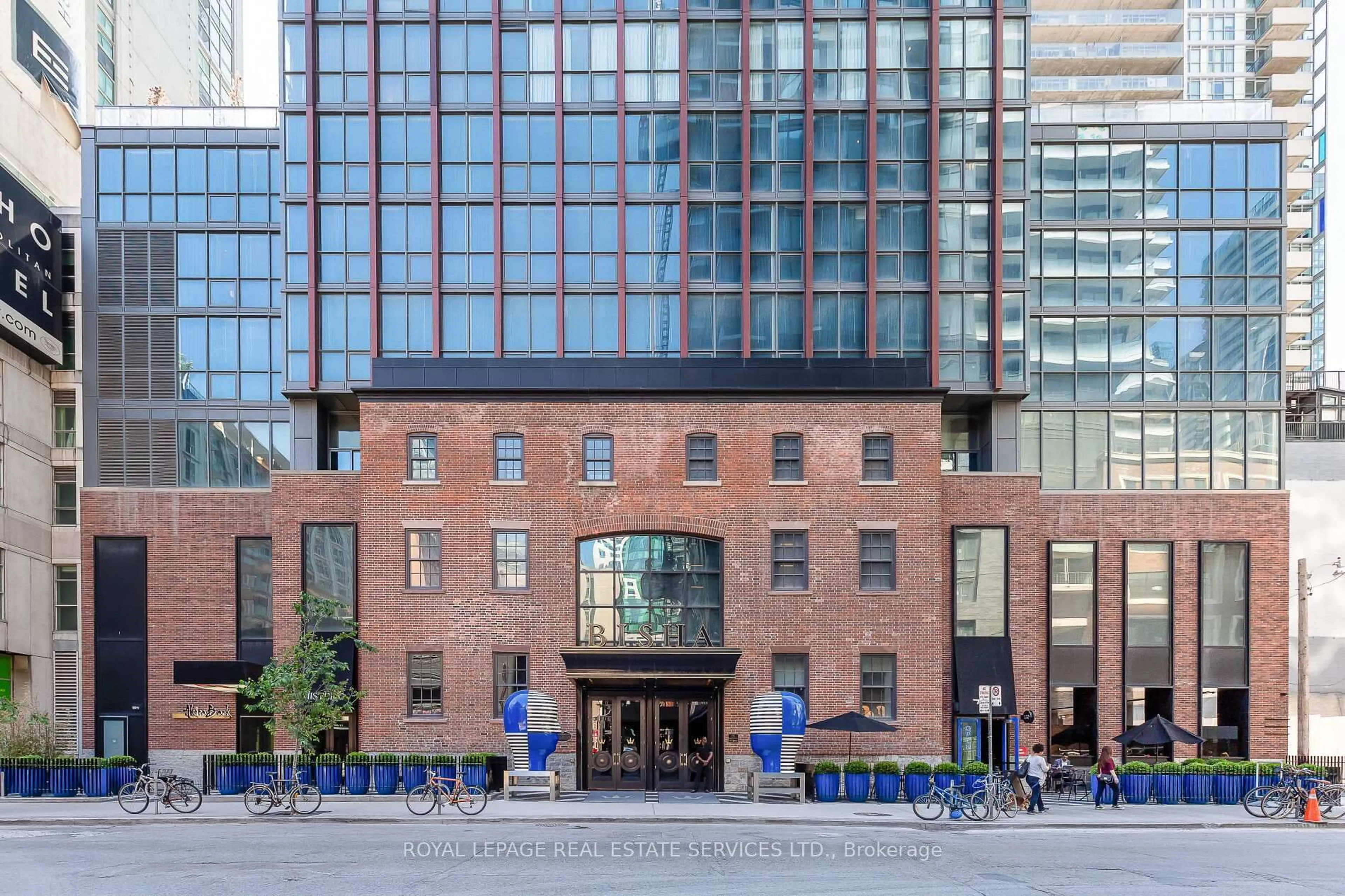 Unknown for 88 Blue Jays Way #2301, Toronto Ontario M5V 0L7