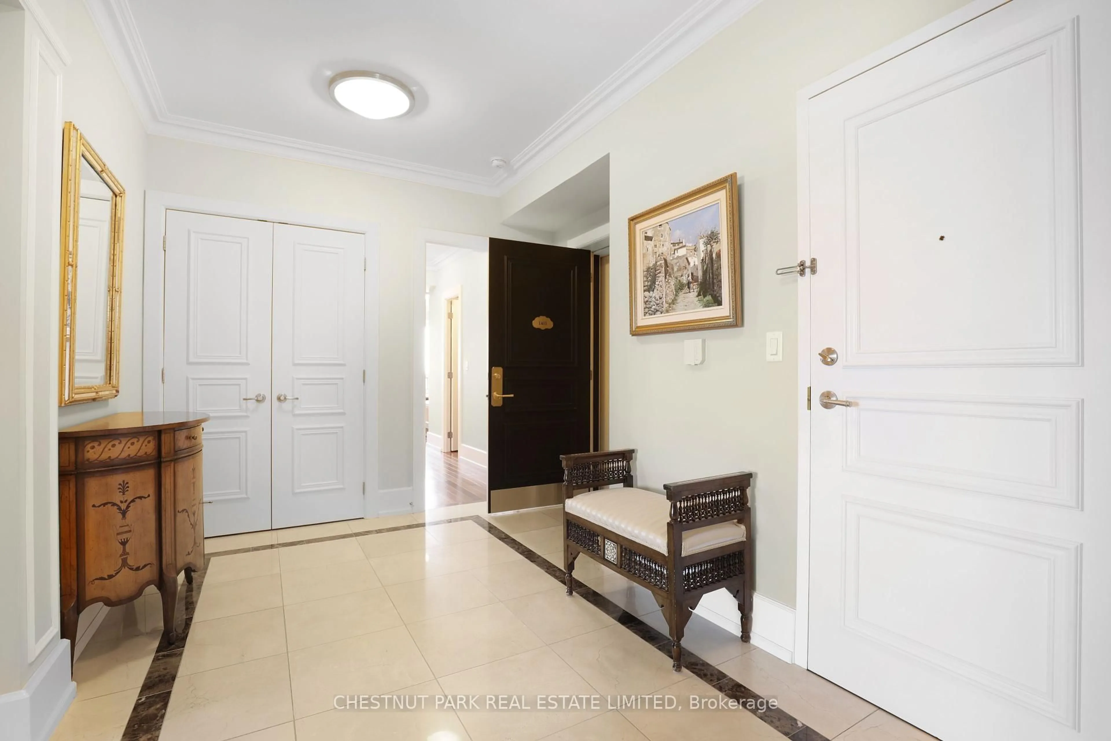 Indoor entryway for 660 Sheppard Ave #1403, Toronto Ontario M2K 3E5