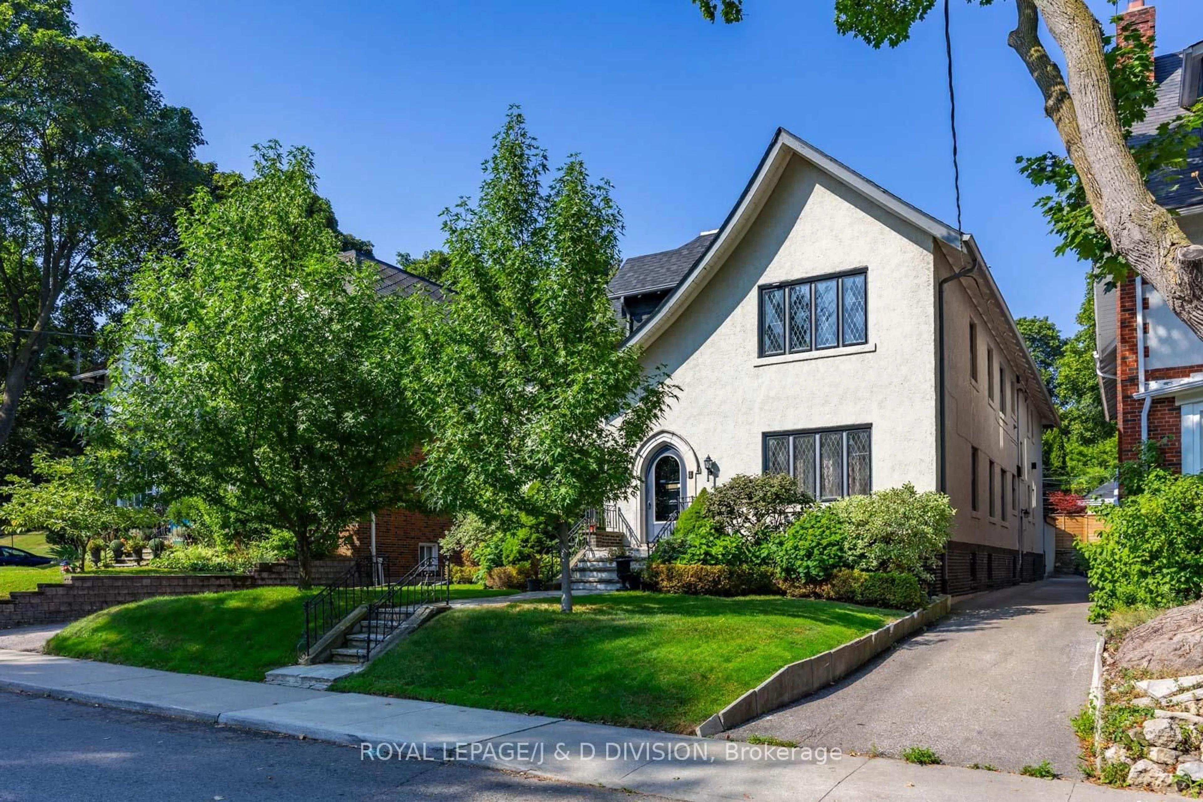 Home with brick exterior material, street for 4 Highbourne Rd, Toronto Ontario M5P 2J2