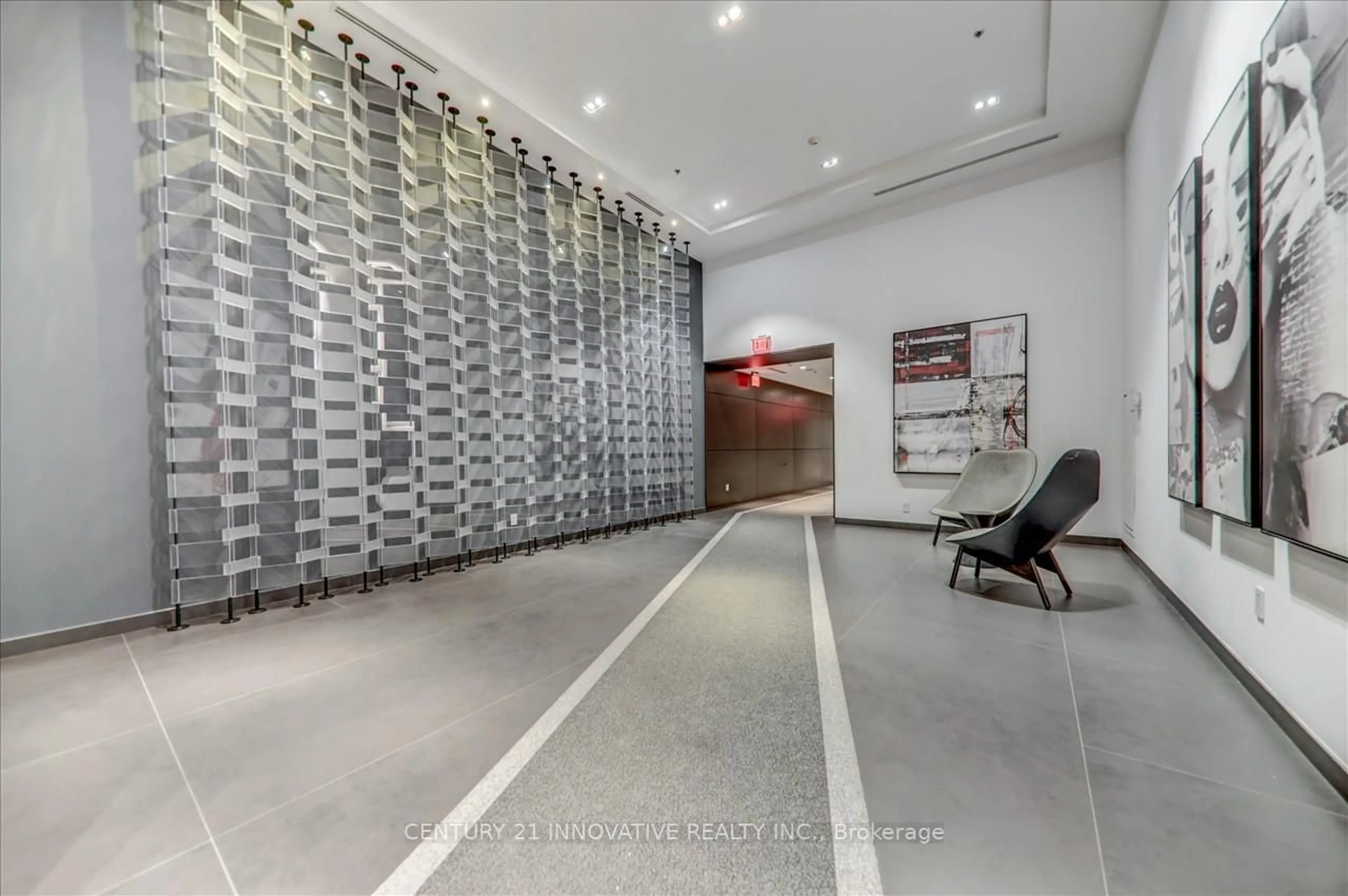 Indoor foyer for 318 Richmond St #1711, Toronto Ontario M5V 1X2