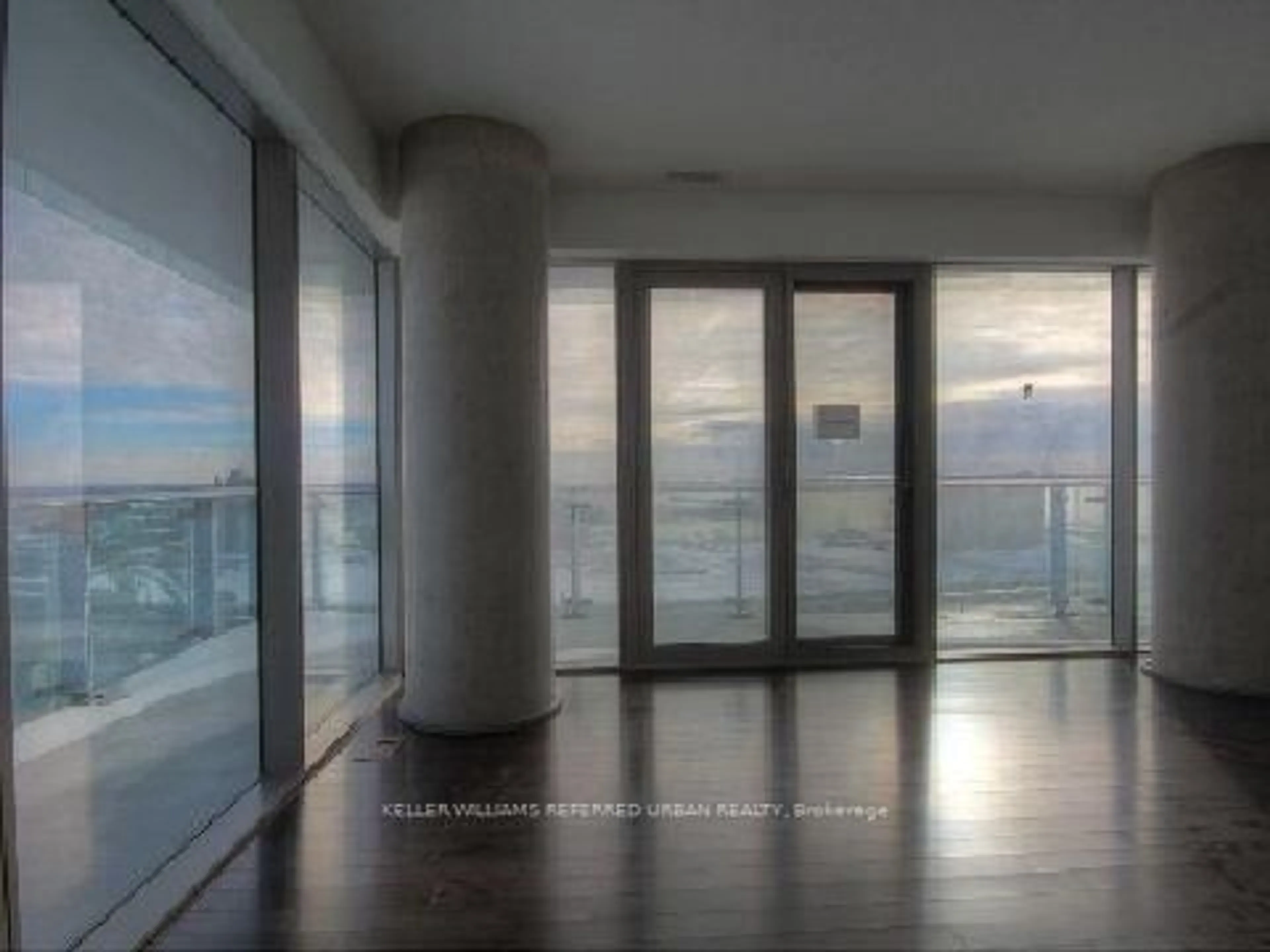 Indoor foyer for 70 Distillery Lane #1506, Toronto Ontario M5A 0E3
