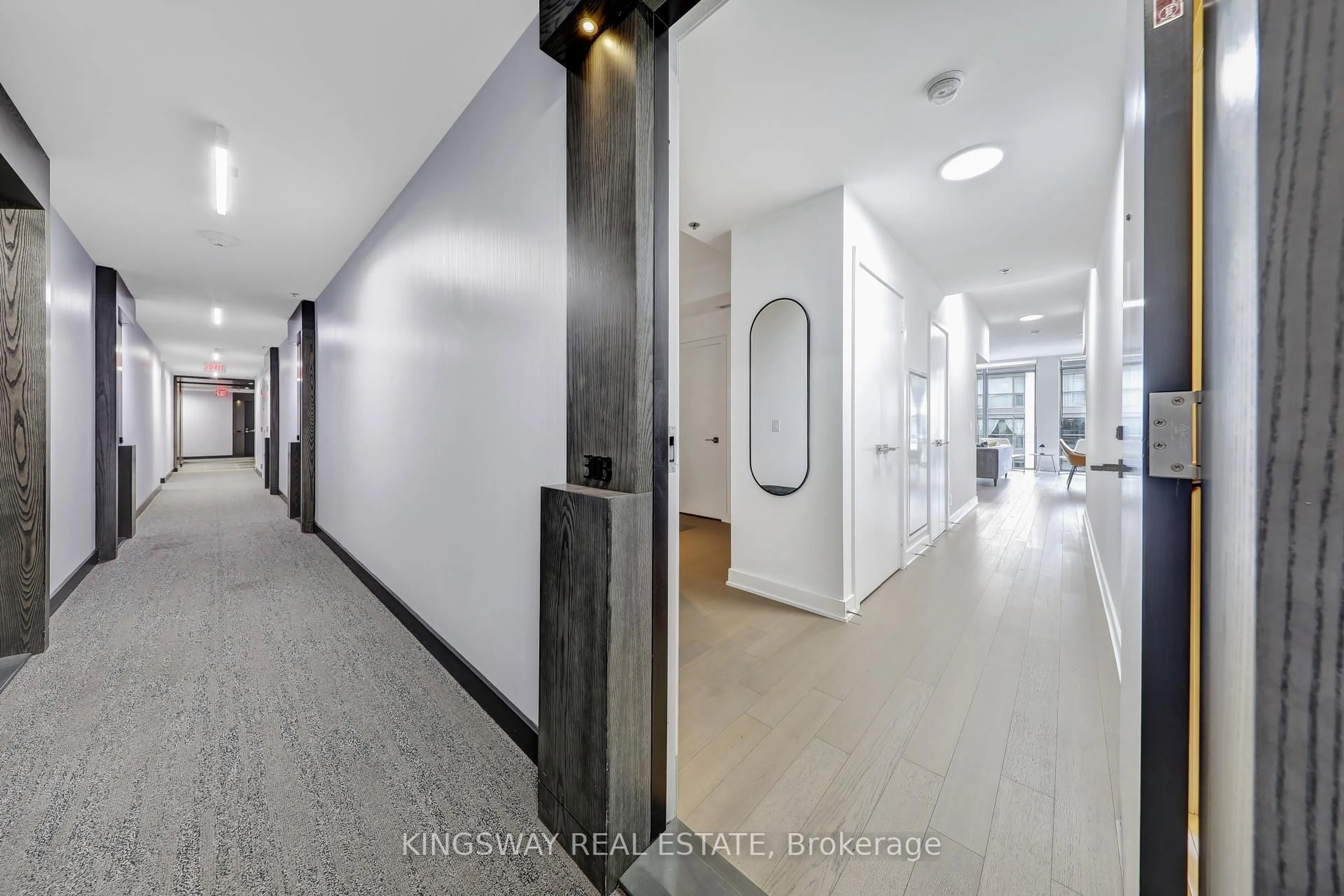 Indoor foyer for 15 Beverley St #303, Toronto Ontario M5T 0B3