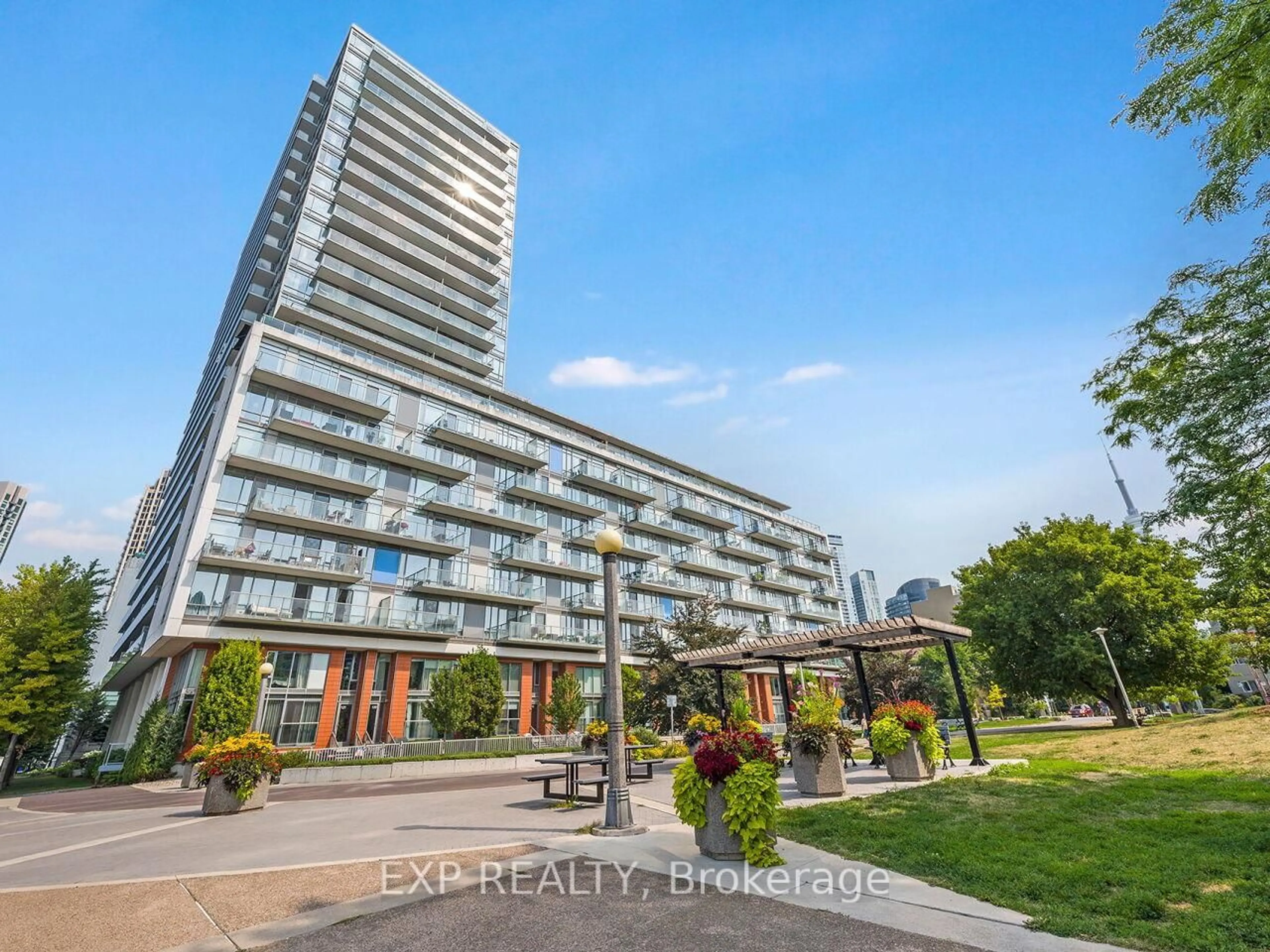 Unknown for 90 Stadium Rd #911, Toronto Ontario M5V 3W5