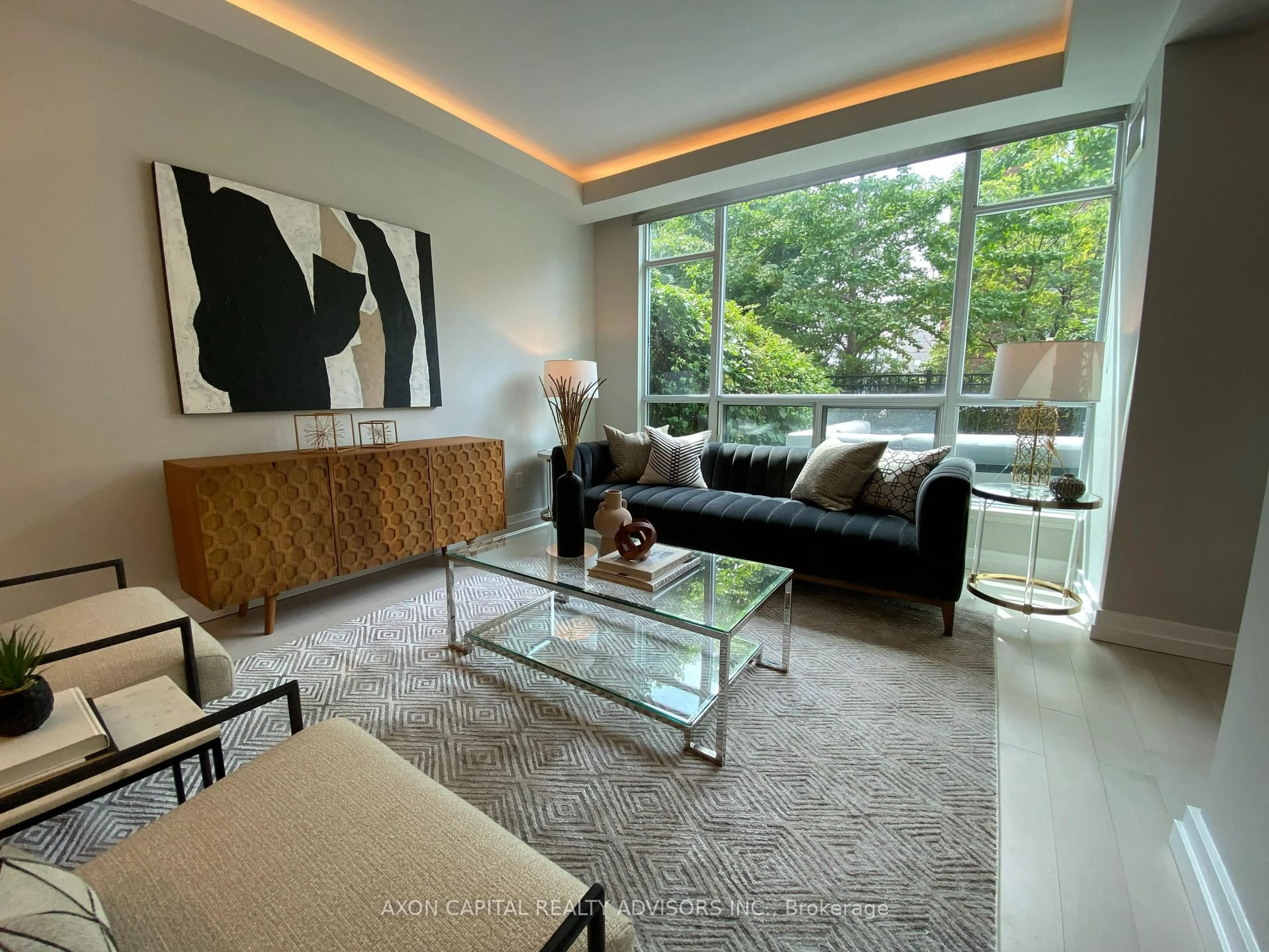 Living room with furniture, unknown for 59 Mcmurrich St, Toronto Ontario M5R 3S6