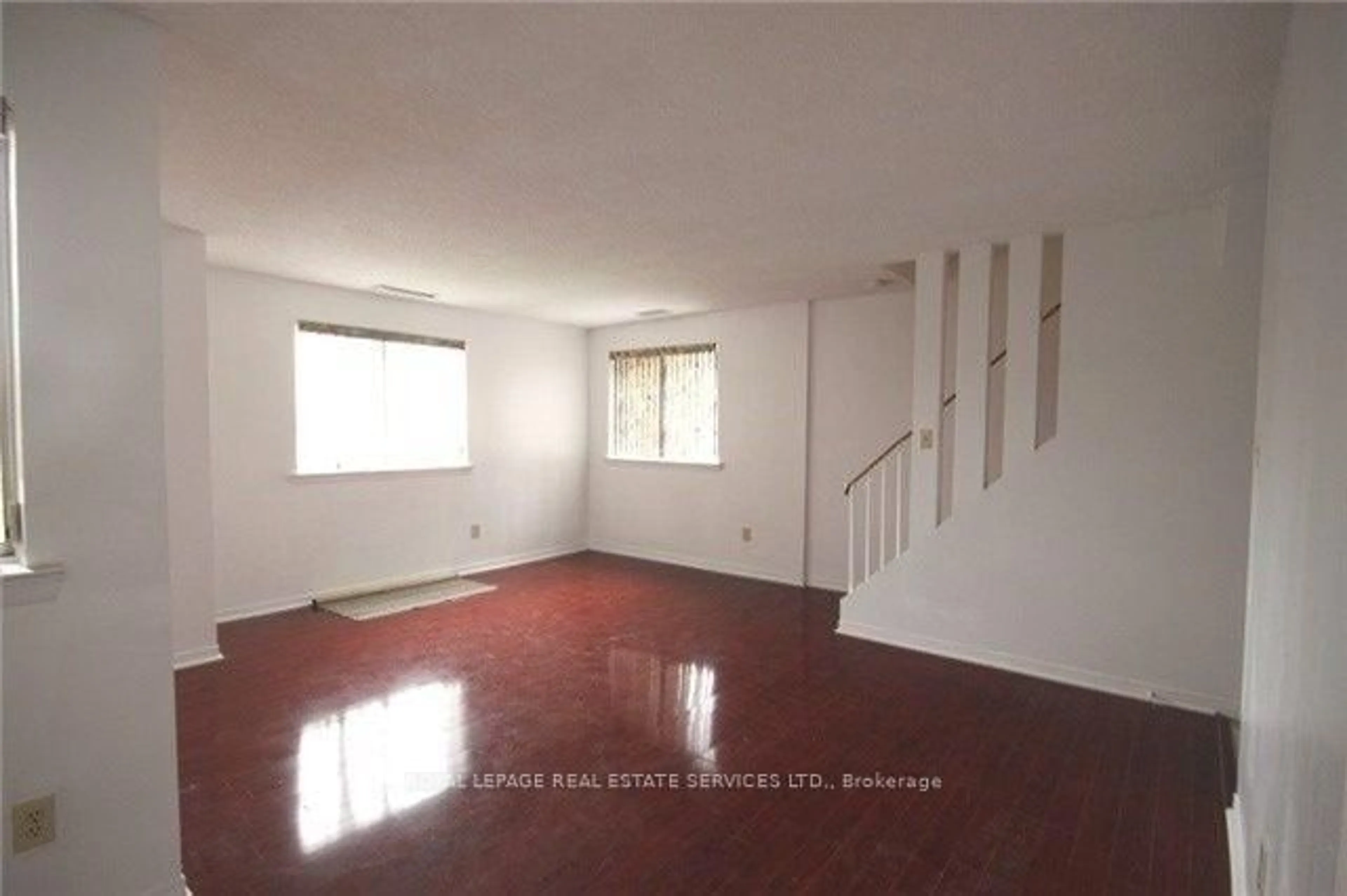 A pic of a room for 4005 Don Mills Rd #345, Toronto Ontario M2H 3J9