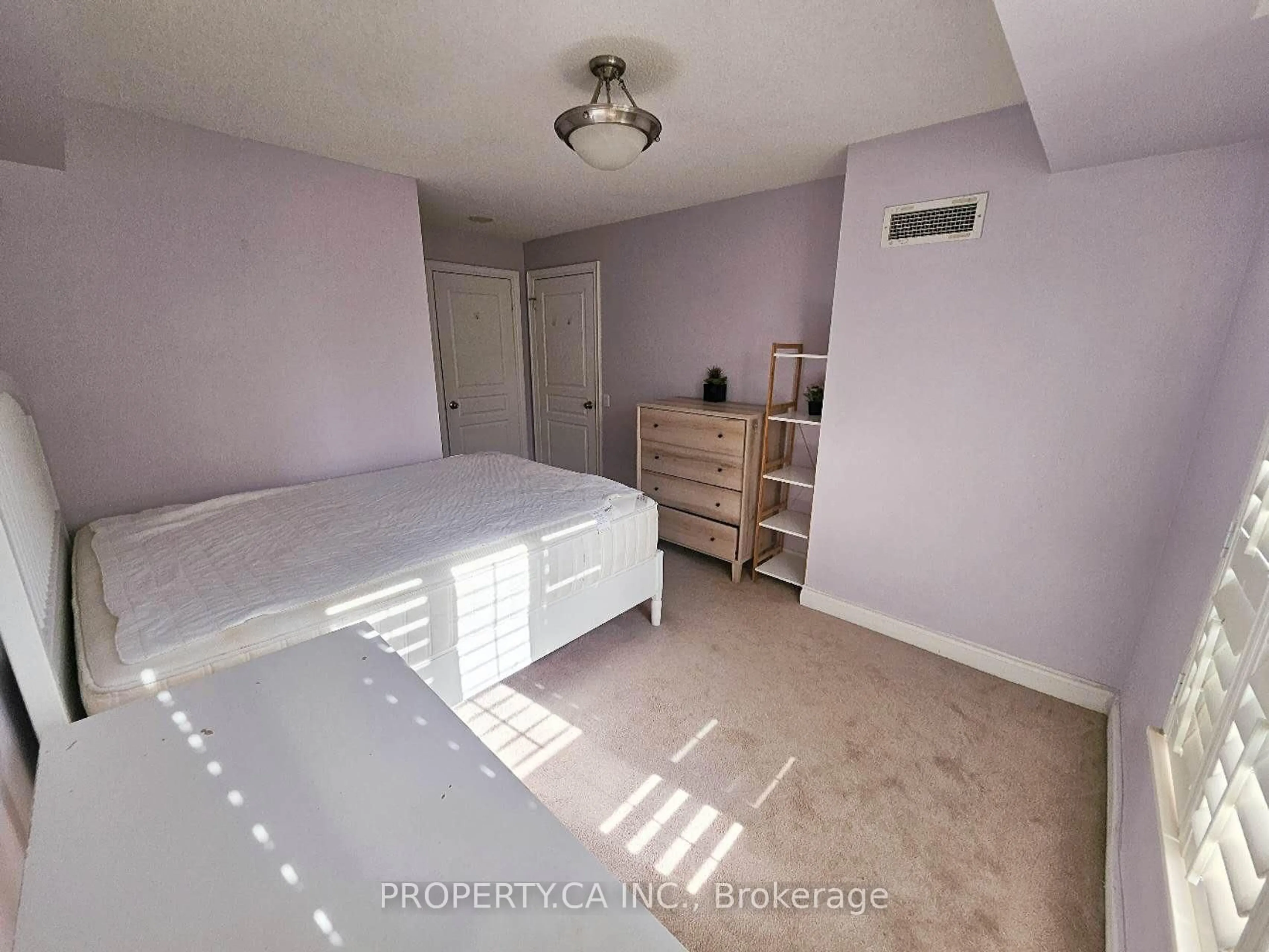 A pic of a room for 10 Northtown Way #708, Toronto Ontario M2N 7L4