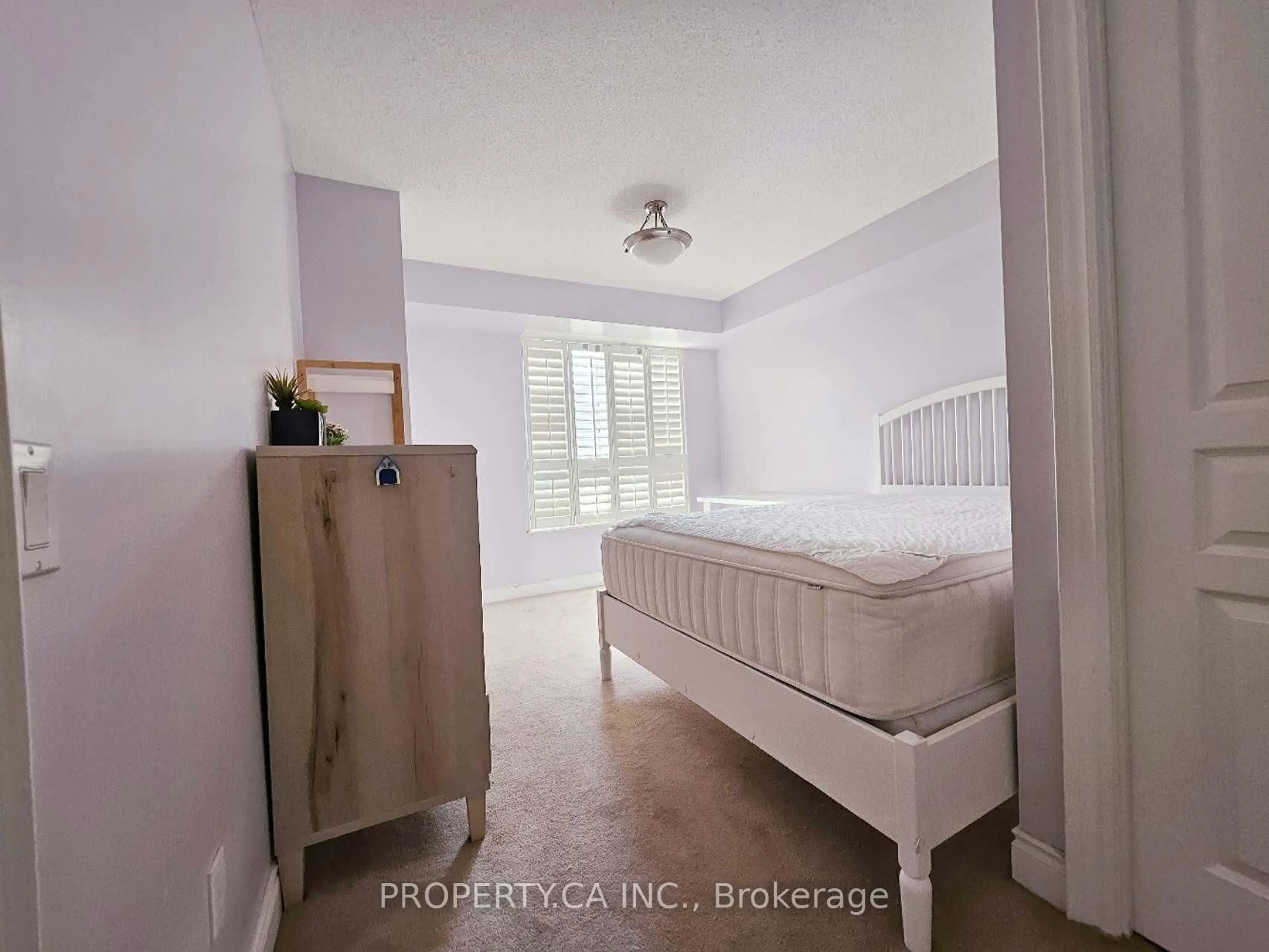A pic of a room for 10 Northtown Way #708, Toronto Ontario M2N 7L4