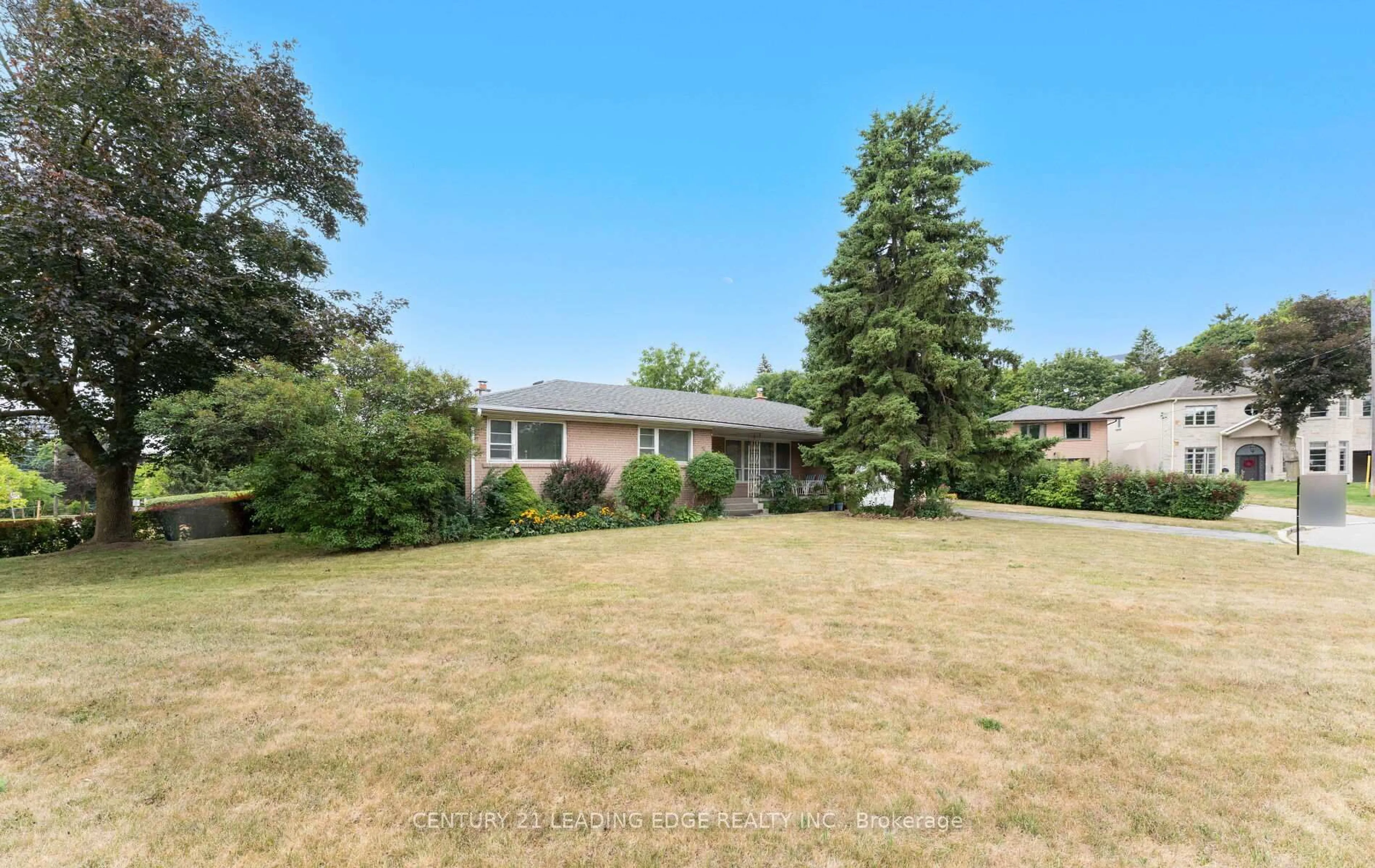 A pic from outside/outdoor area/front of a property/back of a property/a pic from drone, unknown for 24 Burbank Dr, Toronto Ontario M2K 1M8