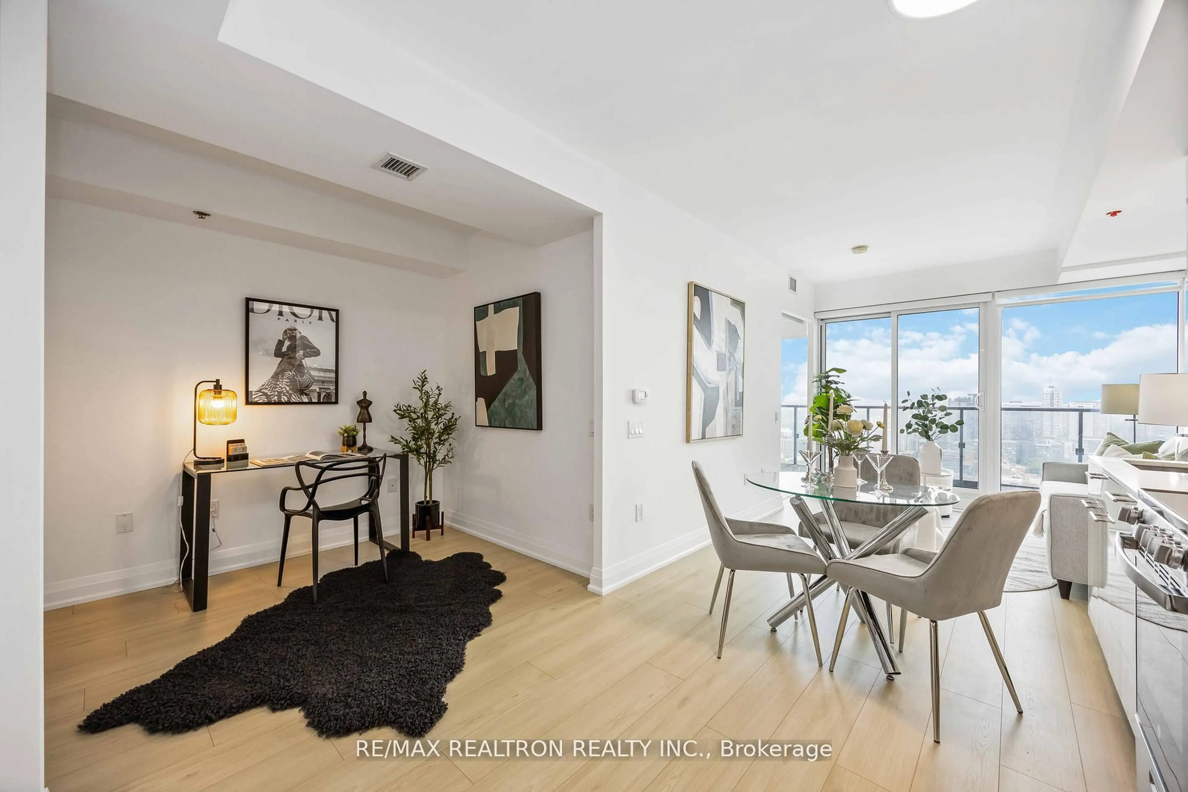 Unknown for 251 Jarvis St #3314, Toronto Ontario M5B 0C3