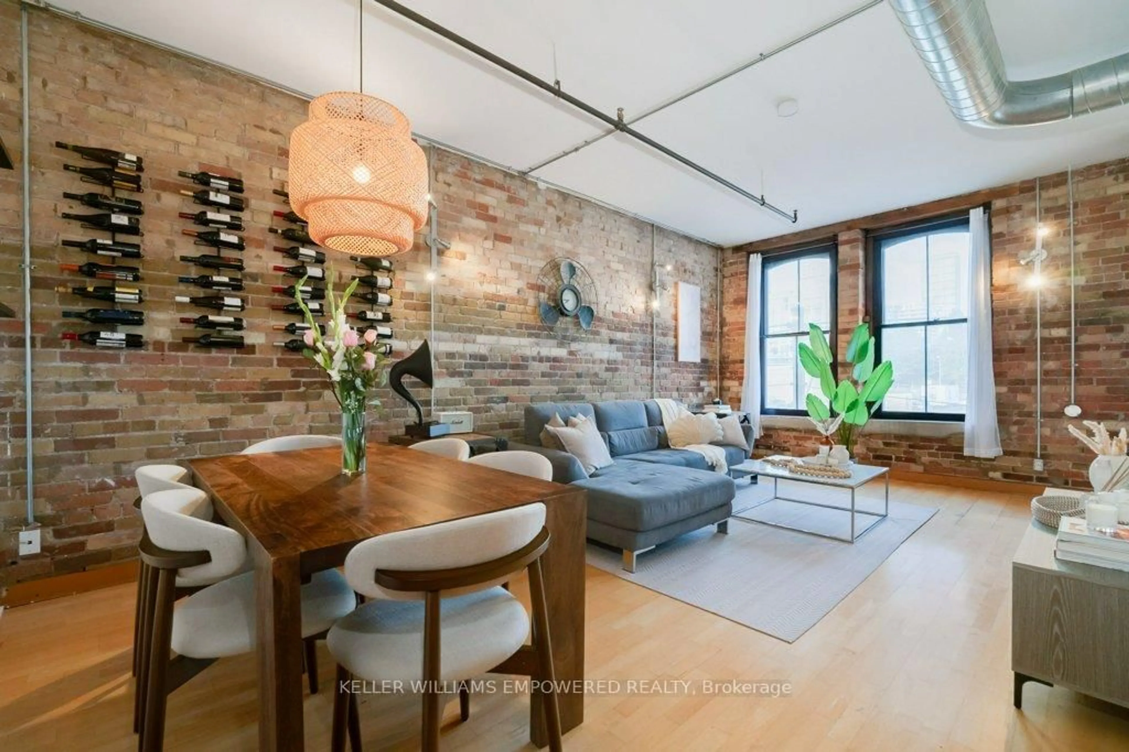 Living room with furniture, unknown for 189 Queen St #5, Toronto Ontario M5A 1S2